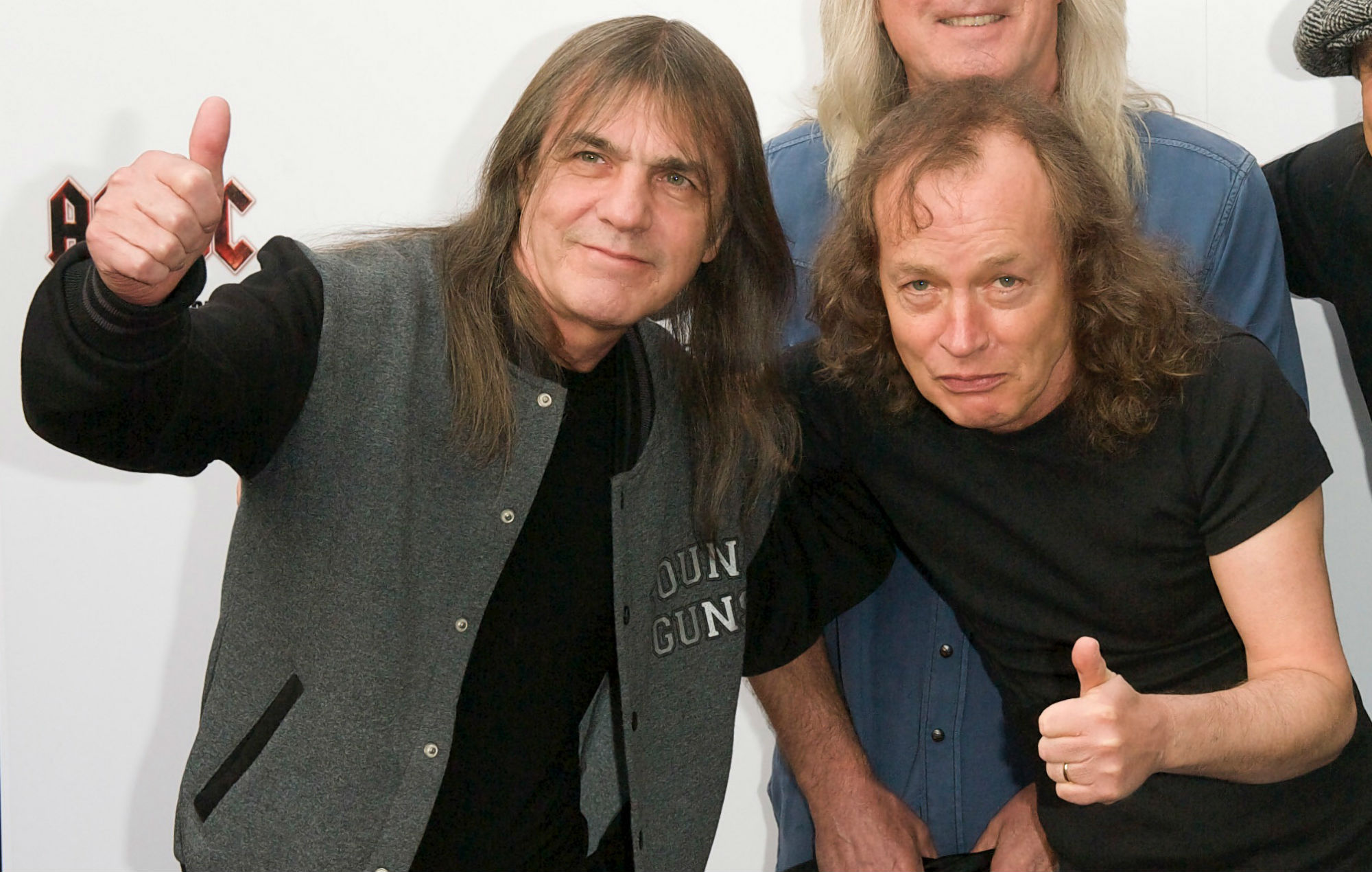 Angus Young de ACDC tocó los discos de los Rolling Stones a Malcolm Young durante la batalla contra la demencia