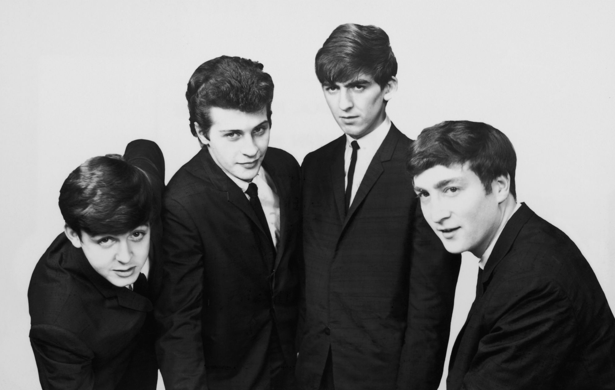 Carta escrita por el manager de los Beatles confirmando que el despido de Pete Best va a ser subastado