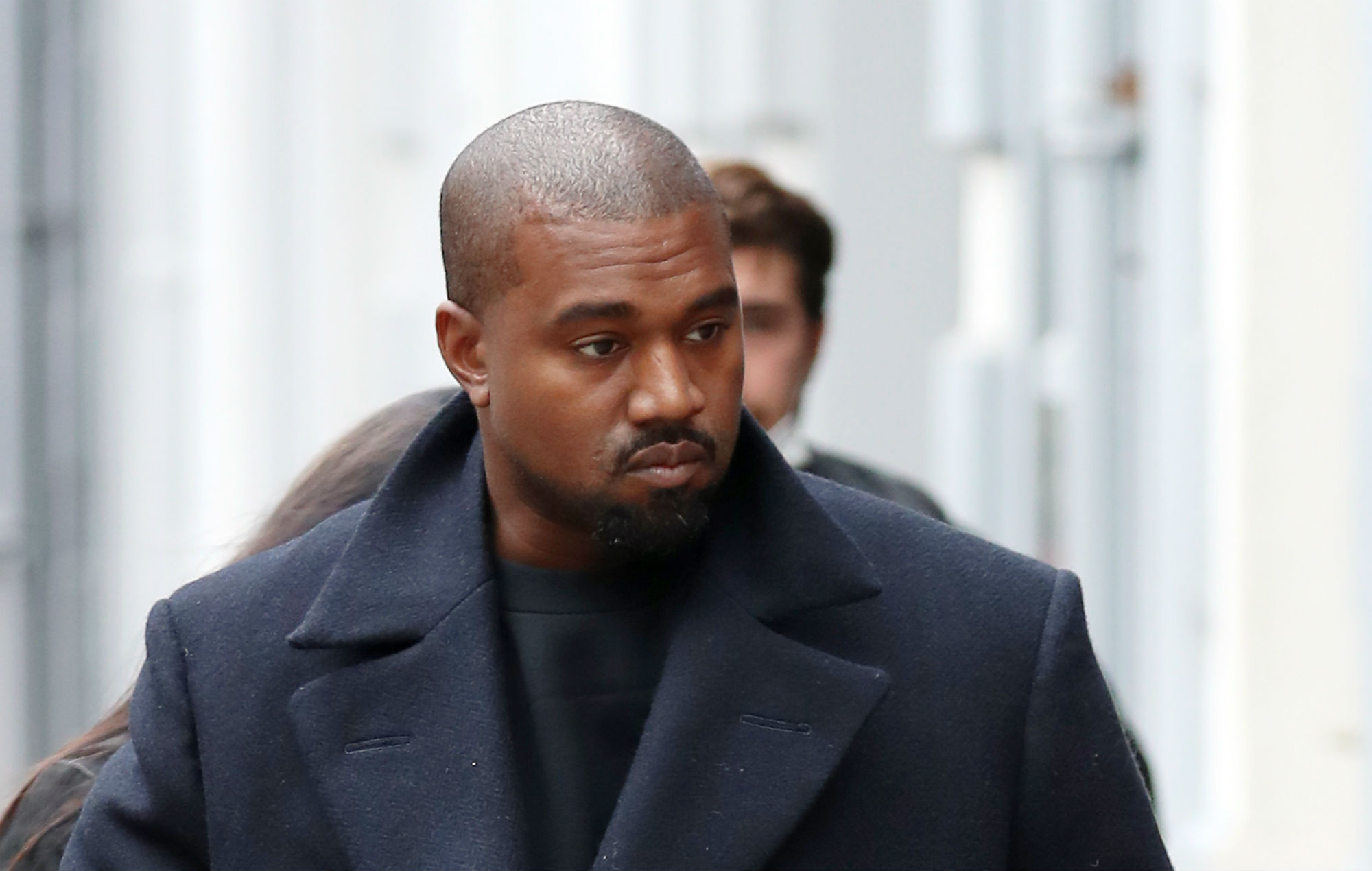 Kanye West fue visto en Londres, pero ¿ha roto las reglas de cuarentena?