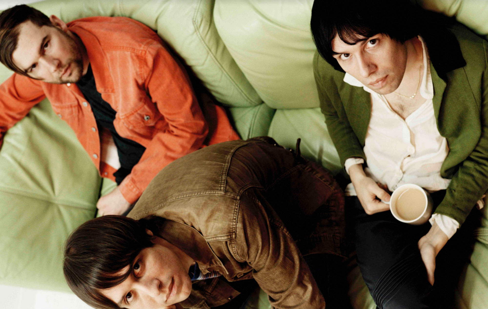 Los Cribs comparten el video de su nueva canción 