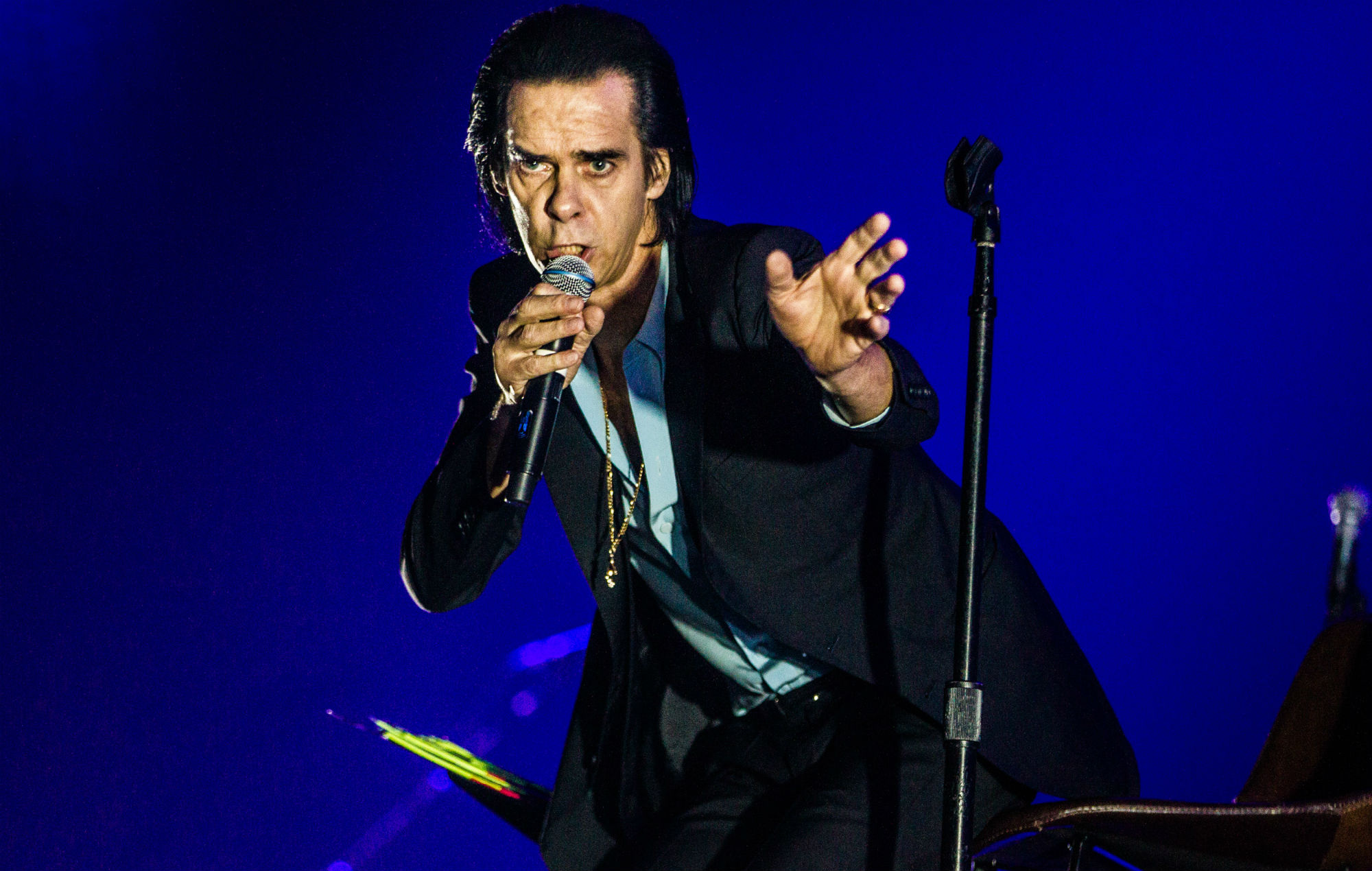 Nick Cave dice que no habría sobrevivido a la adicción a la heroína sin Narcóticos Anónimos