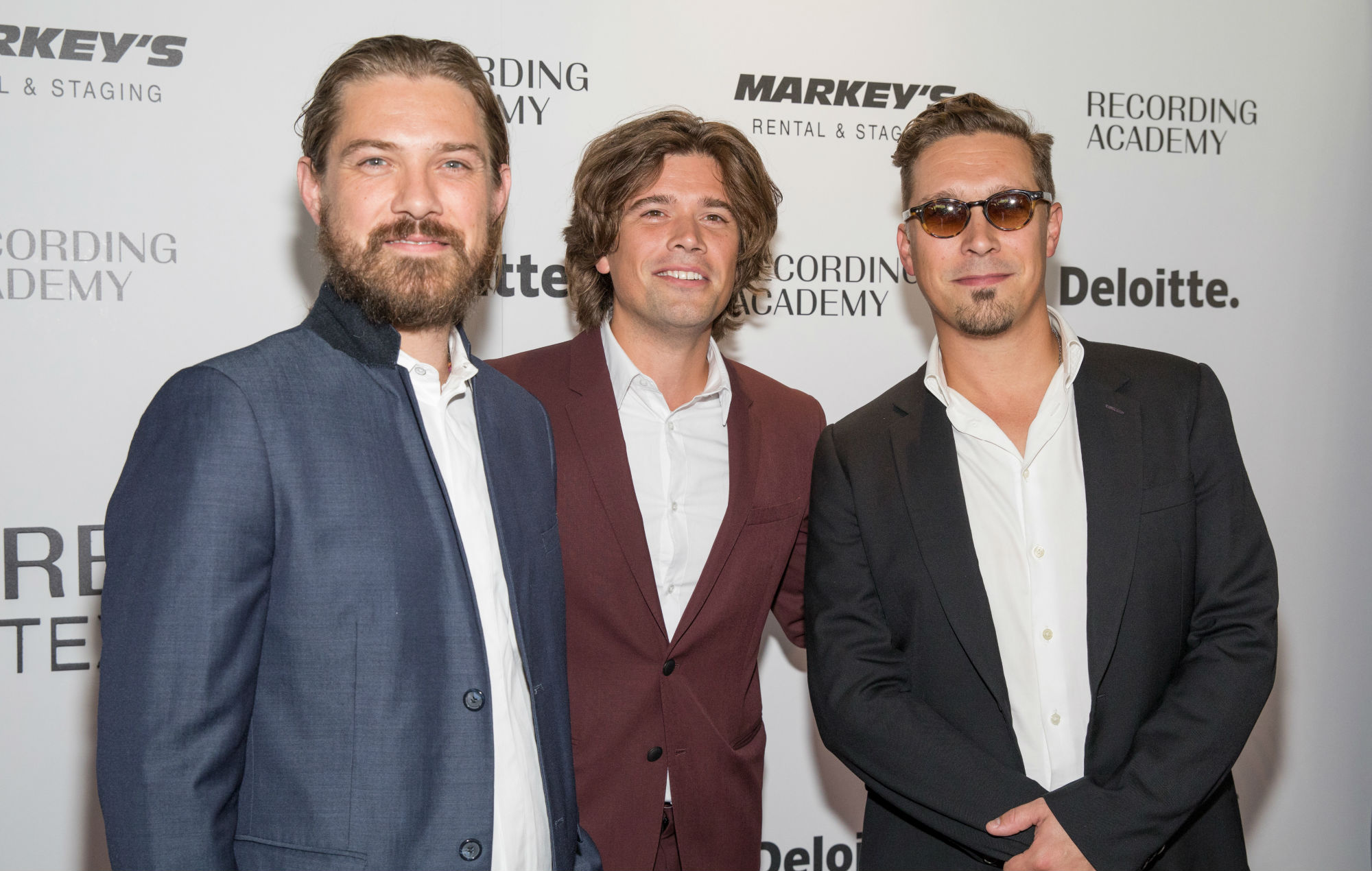 El baterista de Hanson se disculpa por la reacción de los fans por la filtración de la cuenta de Pinterest.