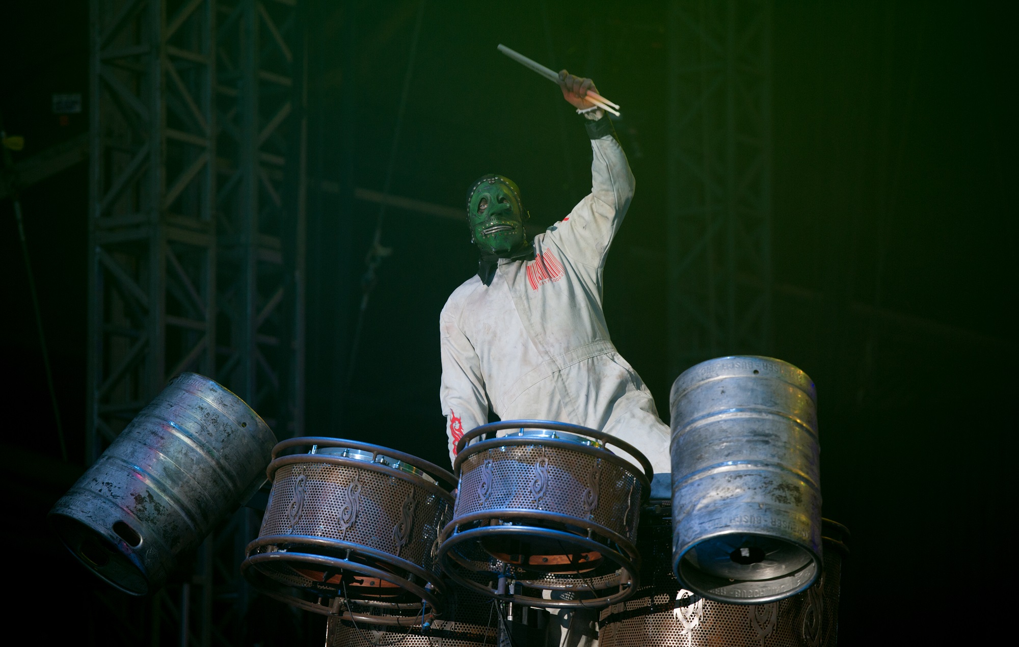 El ex percusionista de Slipknot, Chris Fehn, según se informa, ha resuelto su demanda con la banda