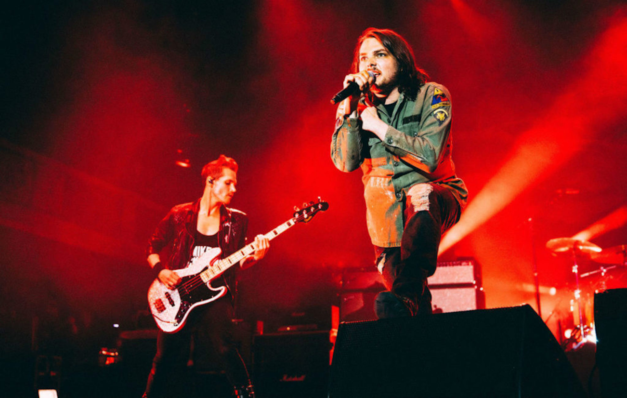 Gerard Way provoca especulaciones de los fans sobre la nueva música de My Chemical Romance en el críptico post de Instagram