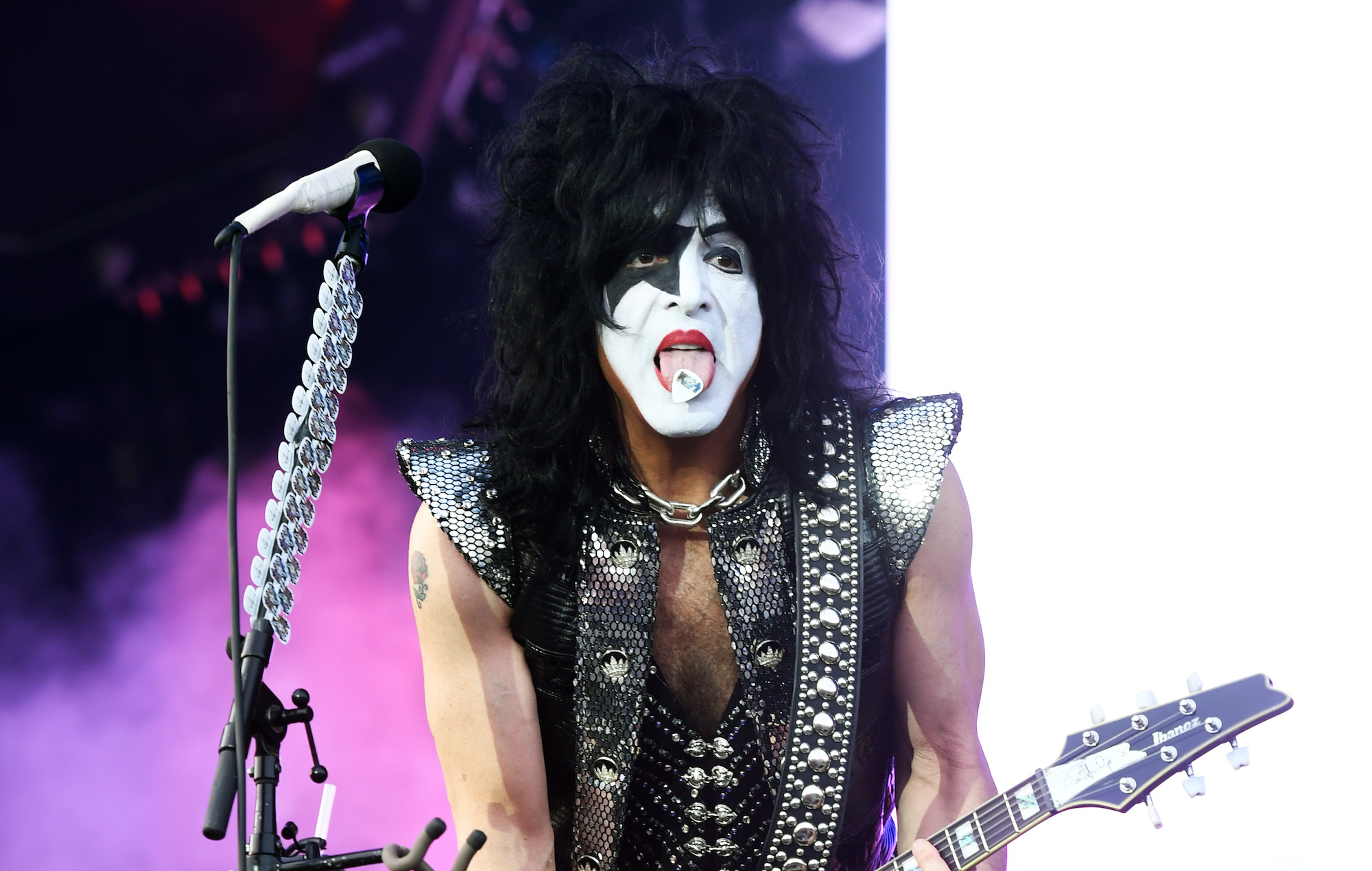 Kiss' Paul Stanley marca a los republicanos que no critican a los 