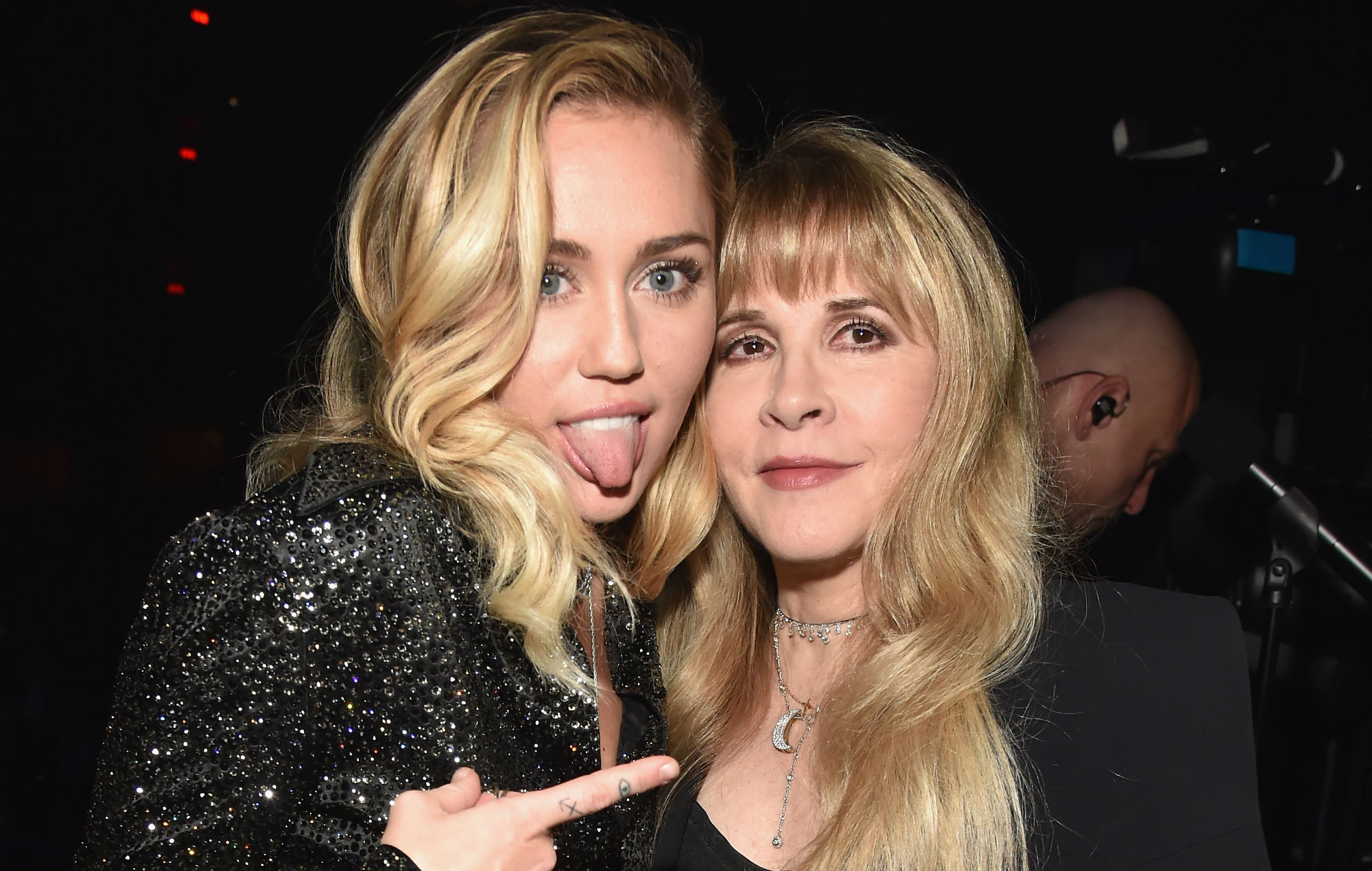Miley Cyrus y Stevie Nicks unen sus fuerzas para la mezcla 