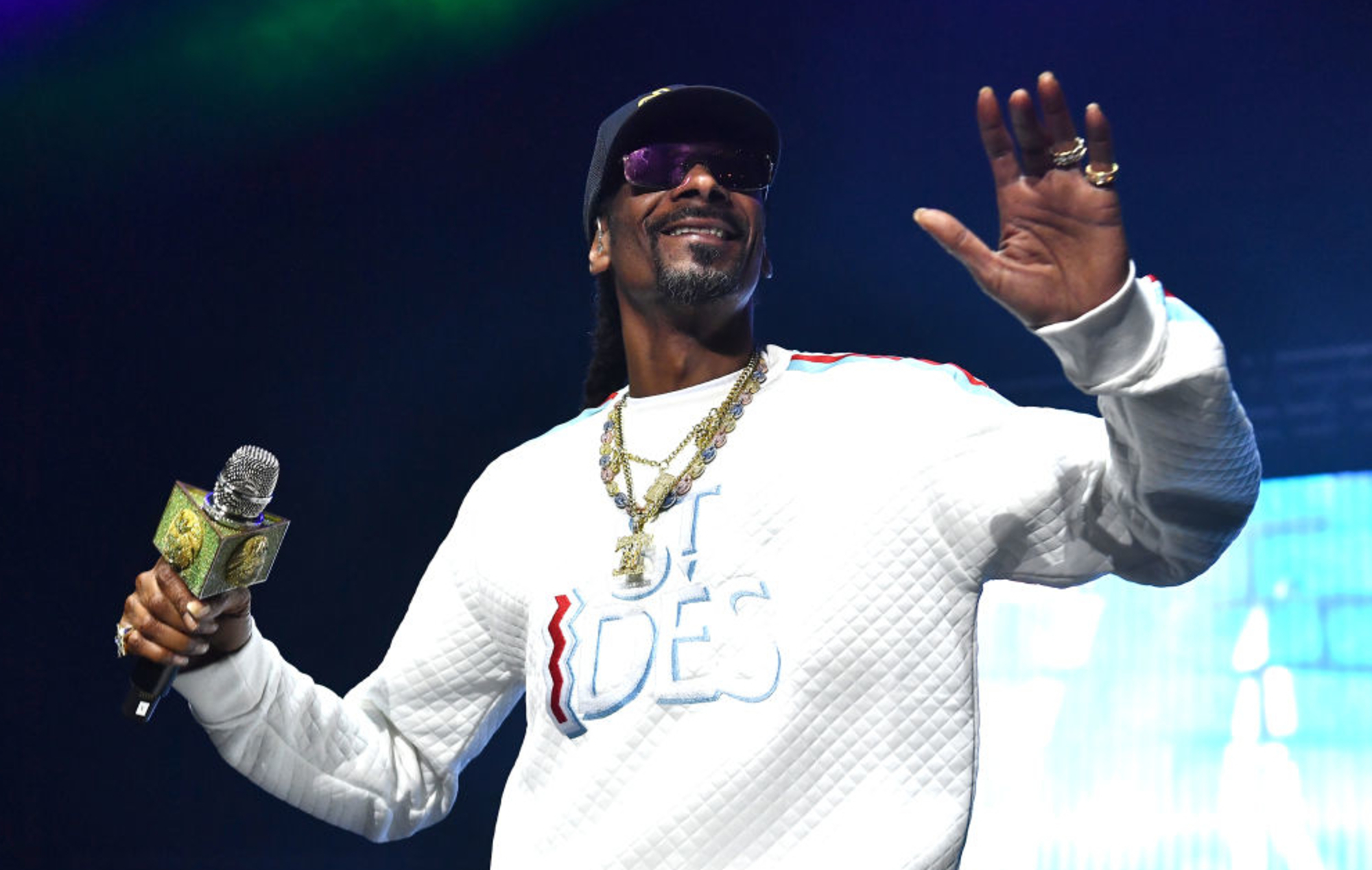 Snoop Dogg comparte la versión navideña de su canción "Did Somebody Say" de Just Eat.