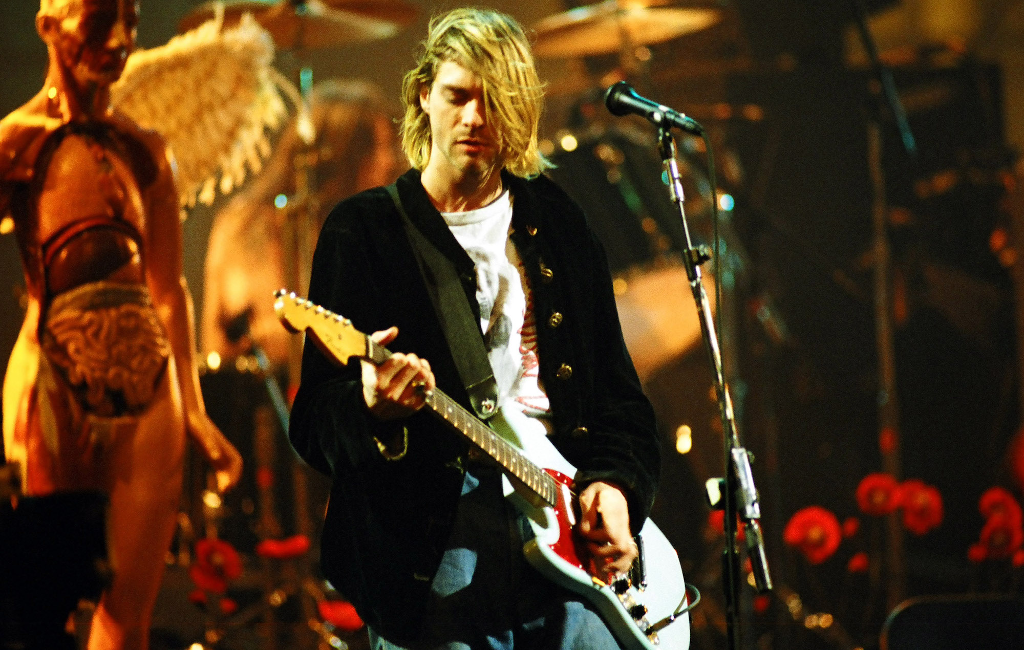 Fotos no vistas de uno de los primeros conciertos de Nirvana en el Reino Unido han sido compartidas