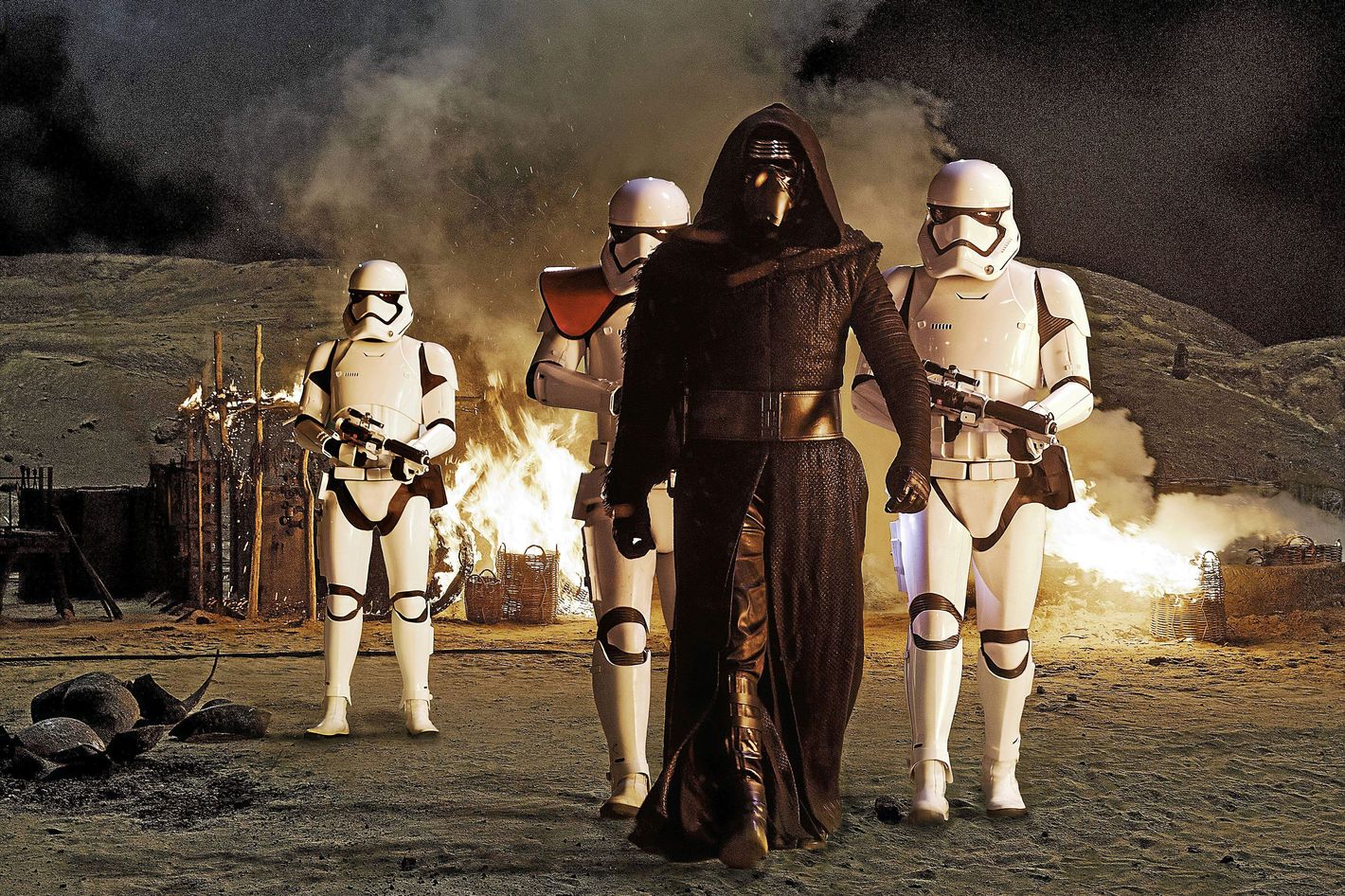 Los rumores sobre la eliminación de la trilogía de la Secuela de Star Wars de Canon se refieren al poder, no a la continuidad.