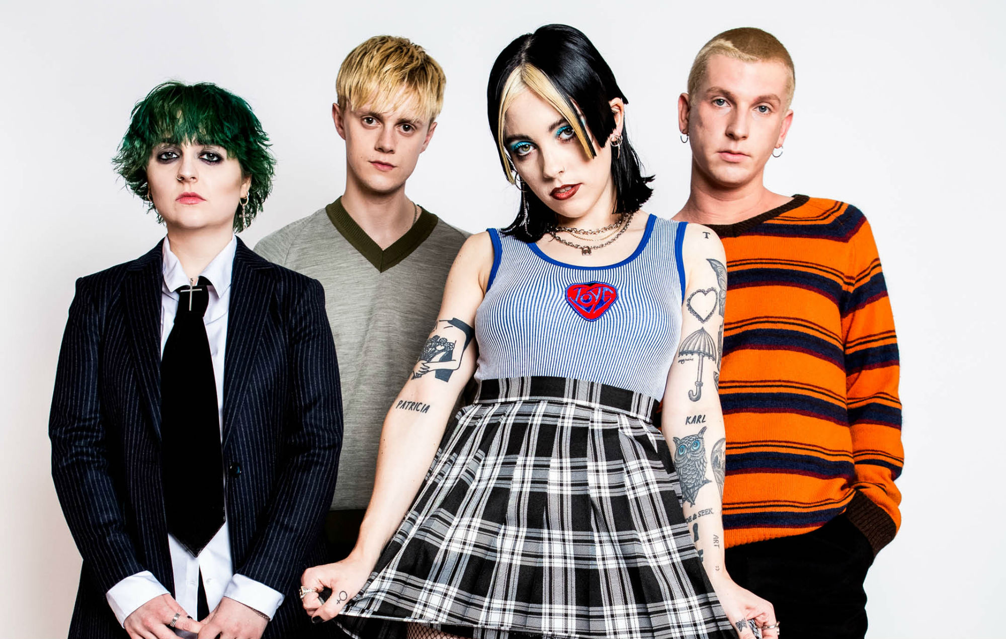 Pale Waves ha fijado la fecha de lanzamiento del próximo single 'She's My Religion'.