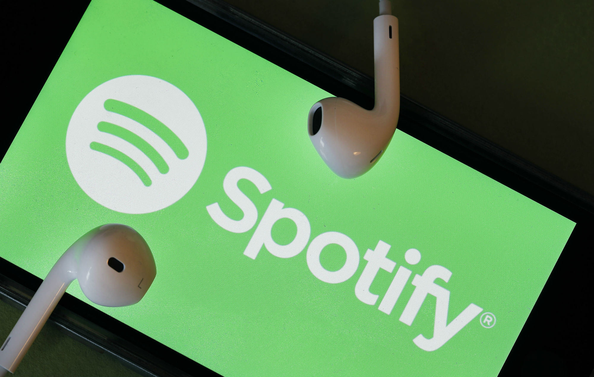 Spotify dona 500.000 dólares para ayudar a los locales de EE.UU., ¿hará lo mismo en el Reino Unido?