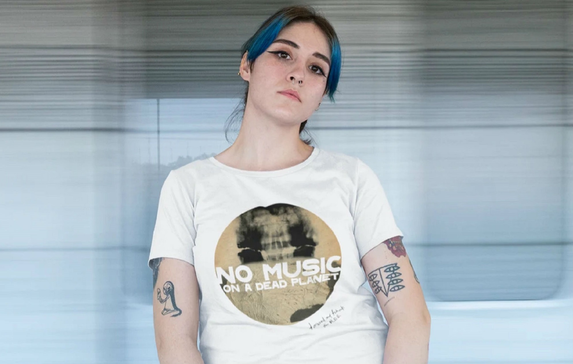 Thom Yorke lanza una nueva gama de camisetas para ayudar a enfrentar el cambio climático