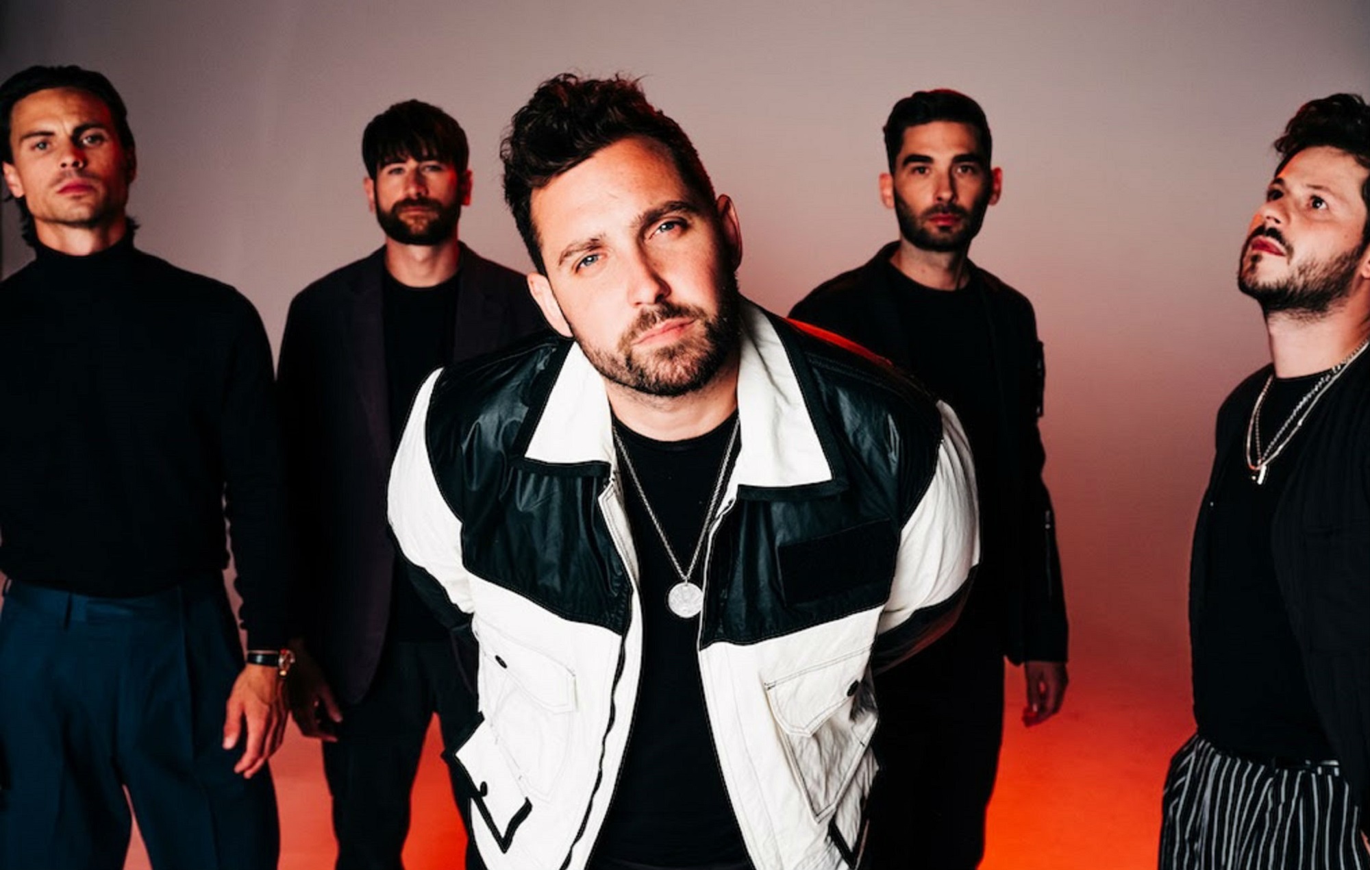You Me At Six ha lanzado su propia salsa picante vegetariana 