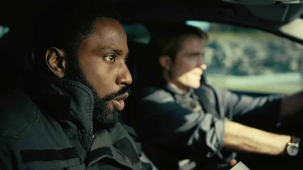 La mayor sorpresa de Tenet: Una solución inesperada al mayor problema del sistema judicial