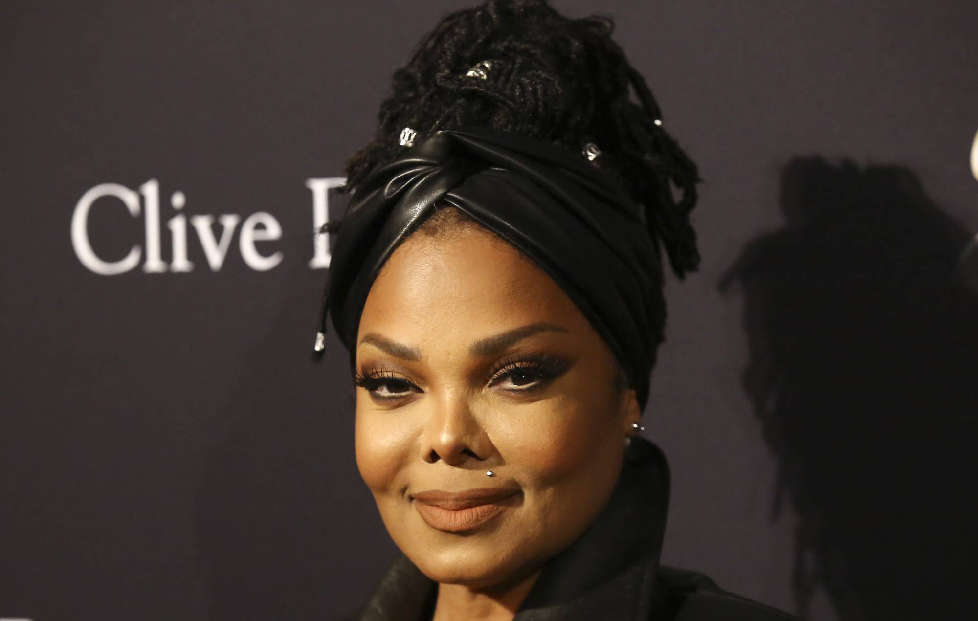 Janet Jackson agradece a sus fans el éxito de su canción 