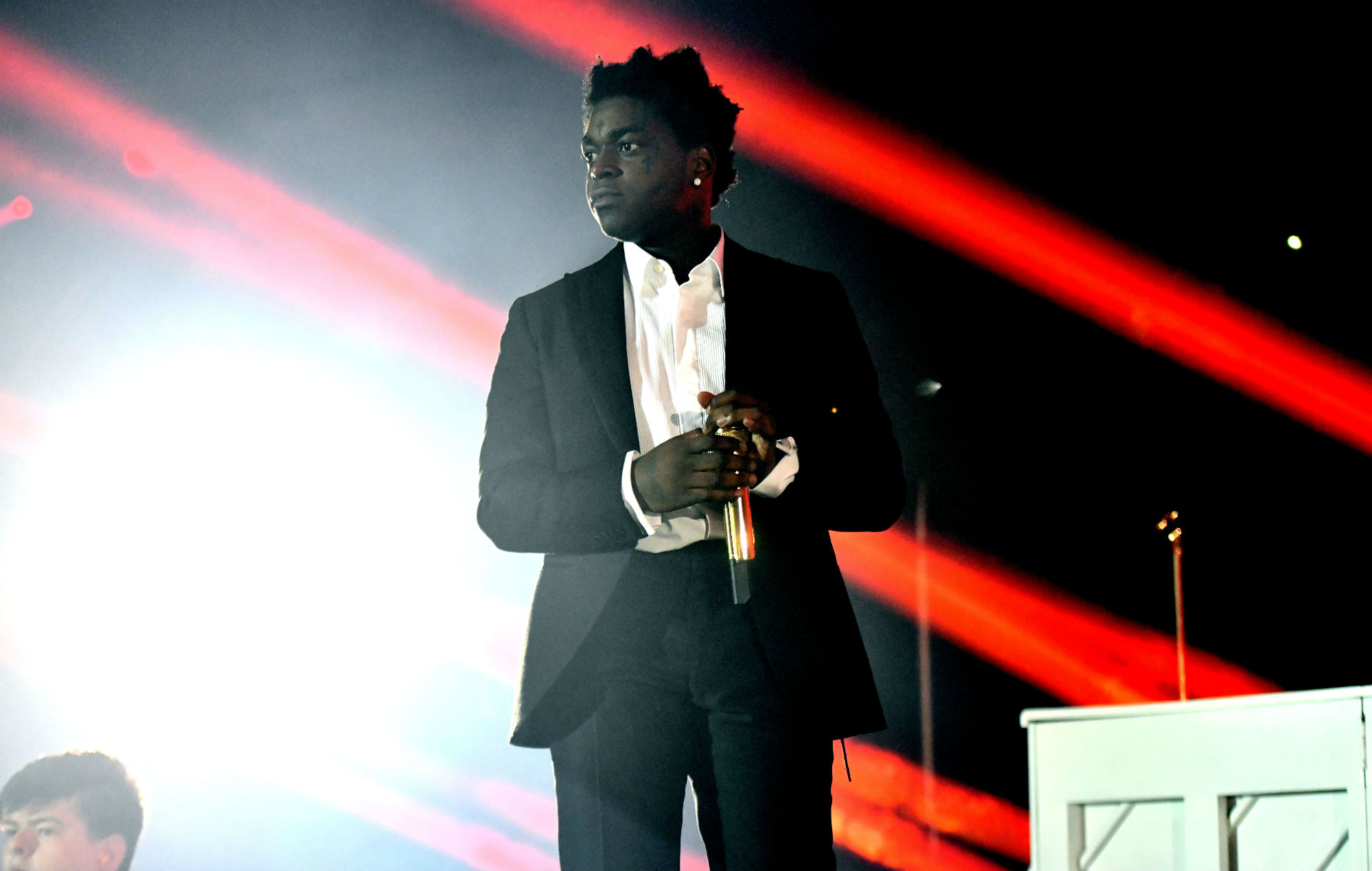 Kodak Black habla de su estilo de vida después de la cárcel en su nueva canción 'Every Balmain'