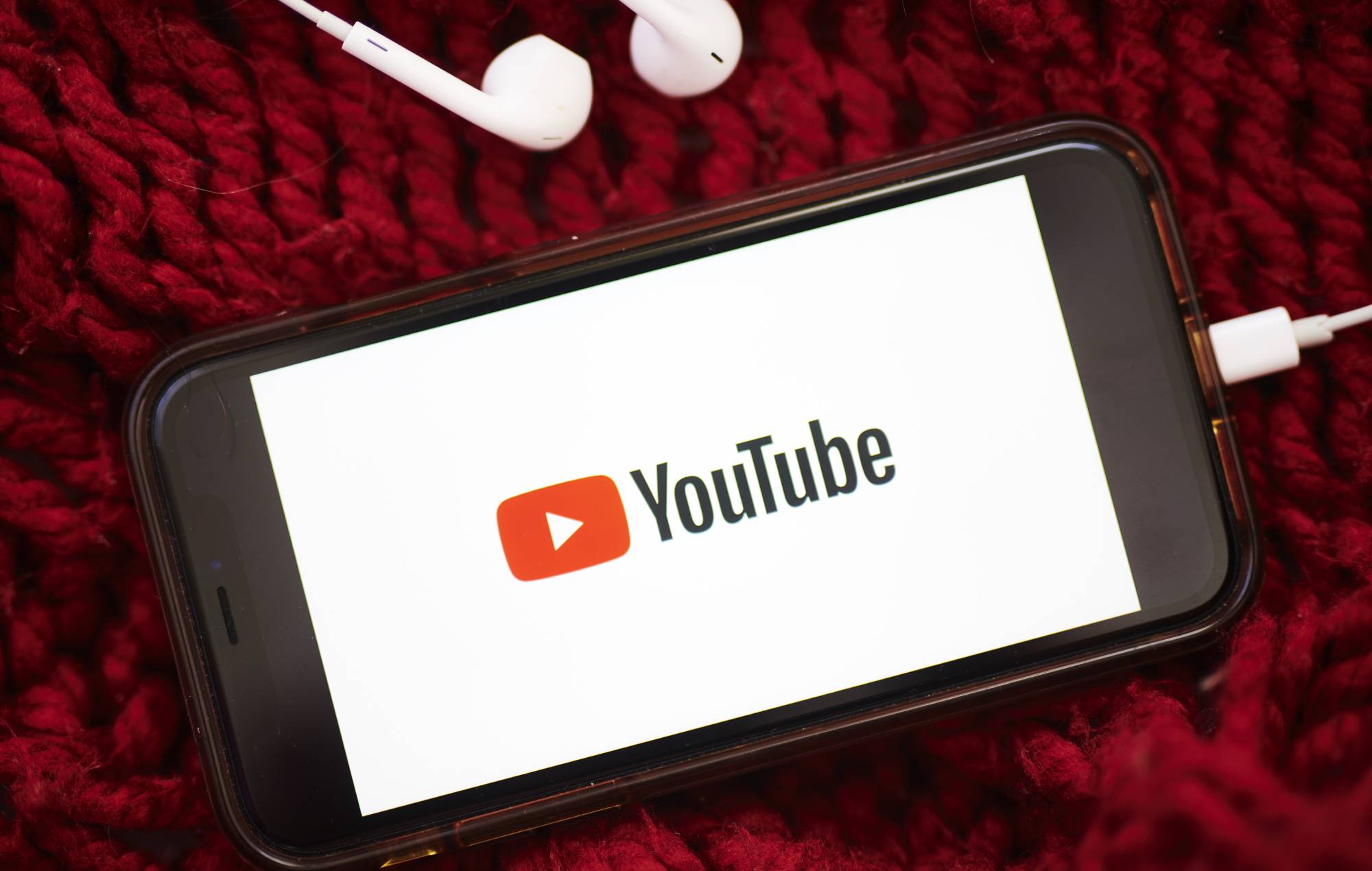 YouTube defiende su historial de pago de derechos a los artistas