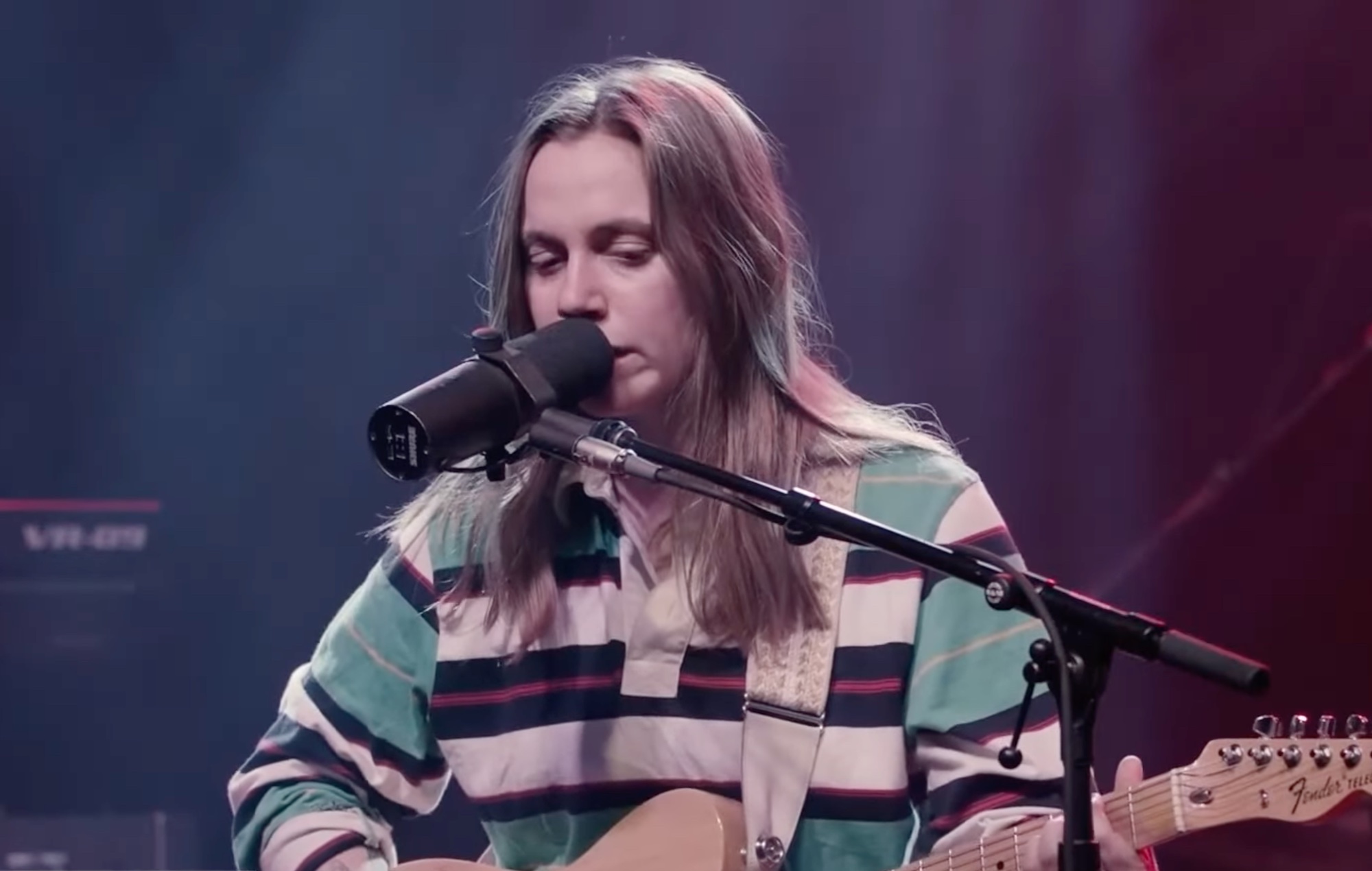 Julien Baker lleva las canciones de 'Little Oblivions' a 'CBS This Morning'