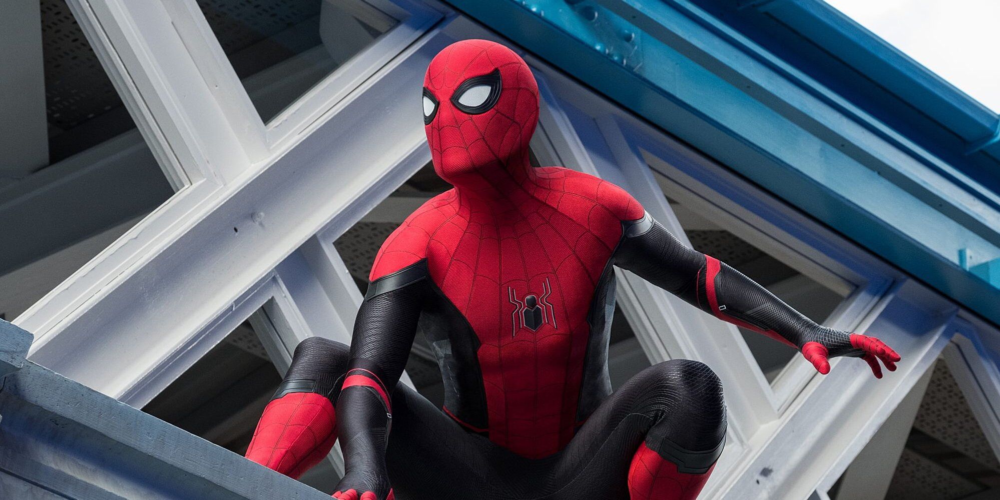 Spiderman 3 deja al héroe de Tom Holland ensangrentado y magullado