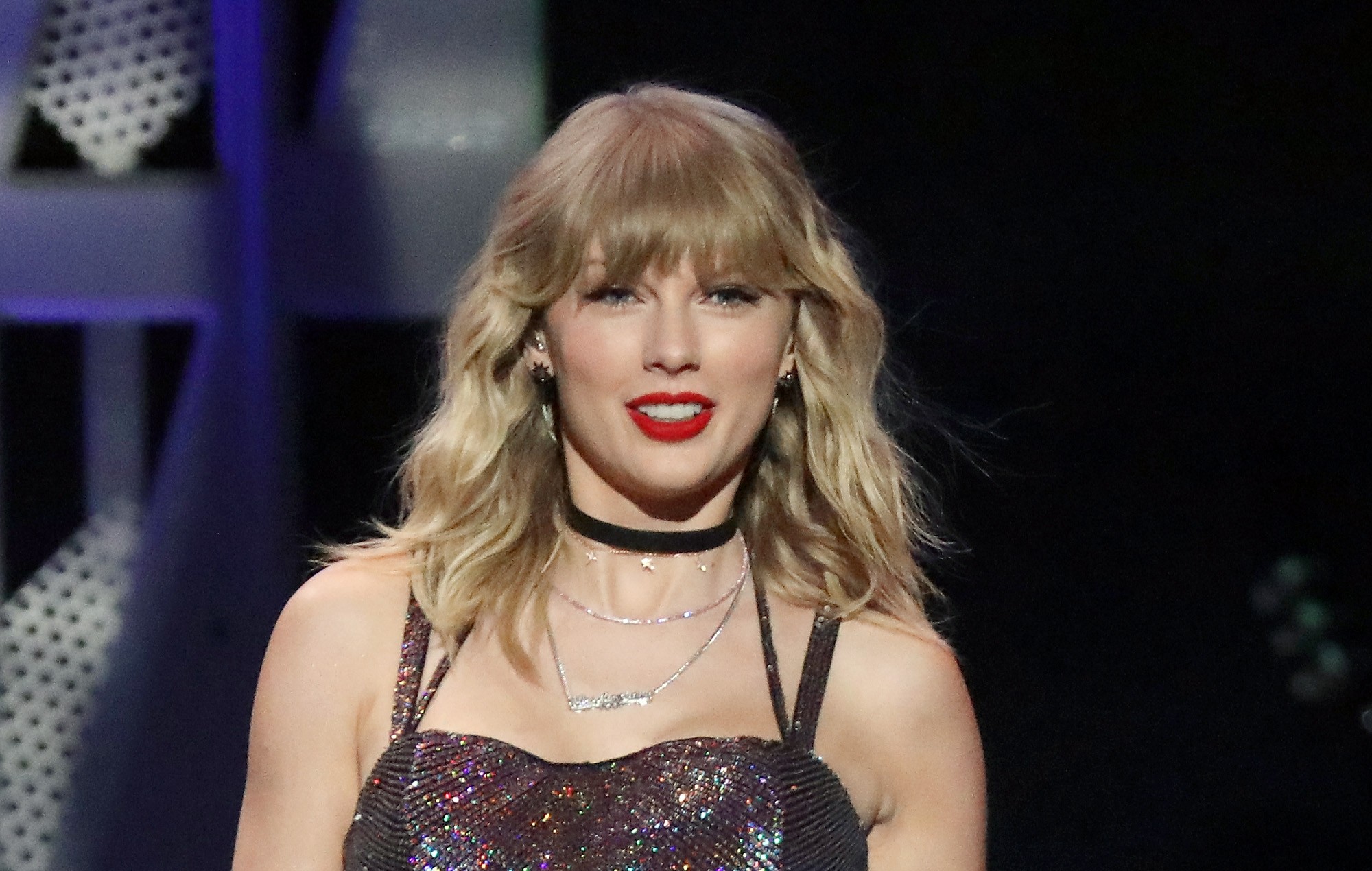 Taylor Swift publicará mañana una versión inédita de 'You All Over Me'