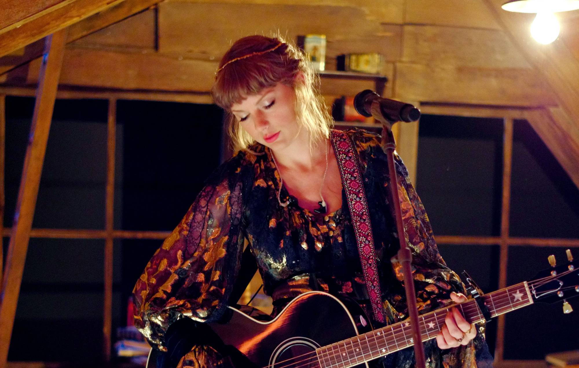 Escucha un nuevo avance de 'Wildest Dreams (Taylor's Version)' de Taylor Swift