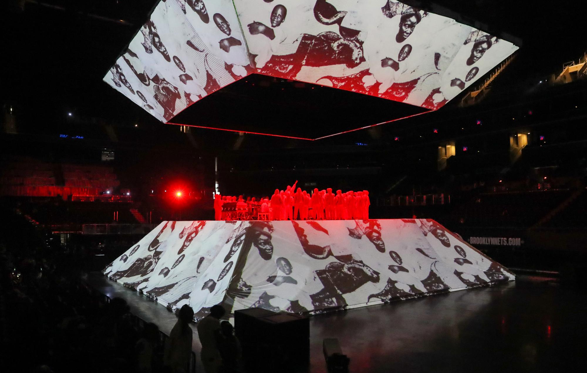 Mira la actuación de Kanye West y el Sunday Service Choir en el funeral de DMX