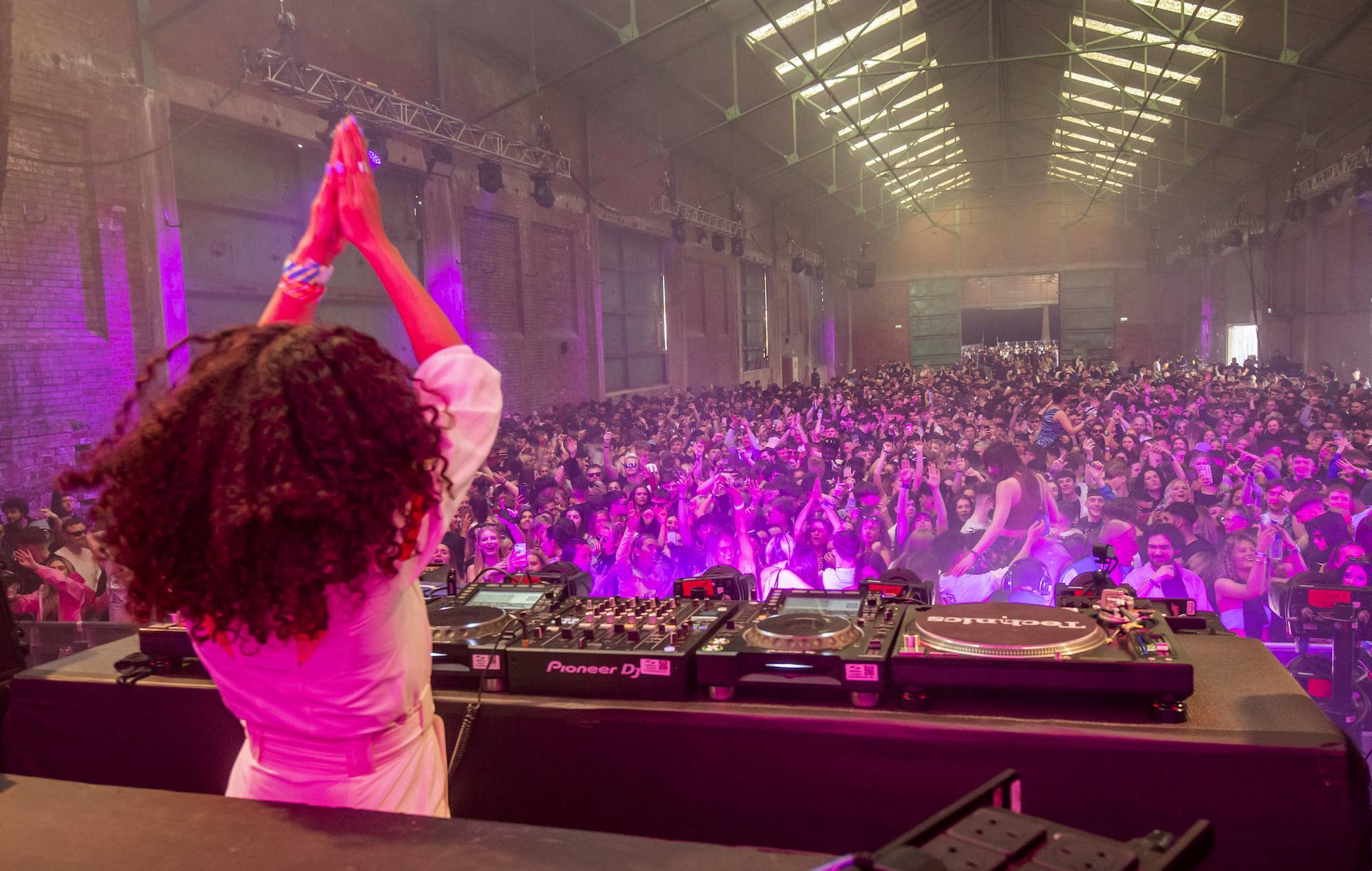 Vea las fotos, imágenes y reacciones de la noche de clubes piloto de Liverpool para el regreso a los eventos en vivo