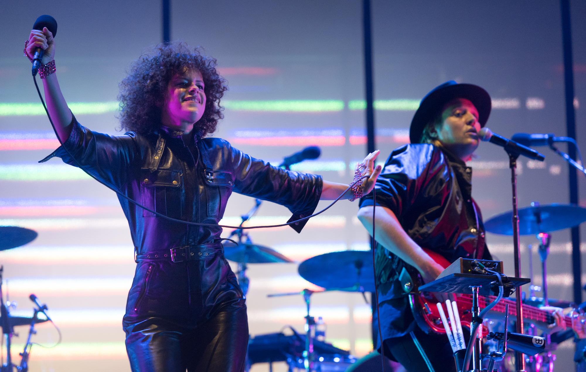 Arcade Fire lanza su nueva serie 