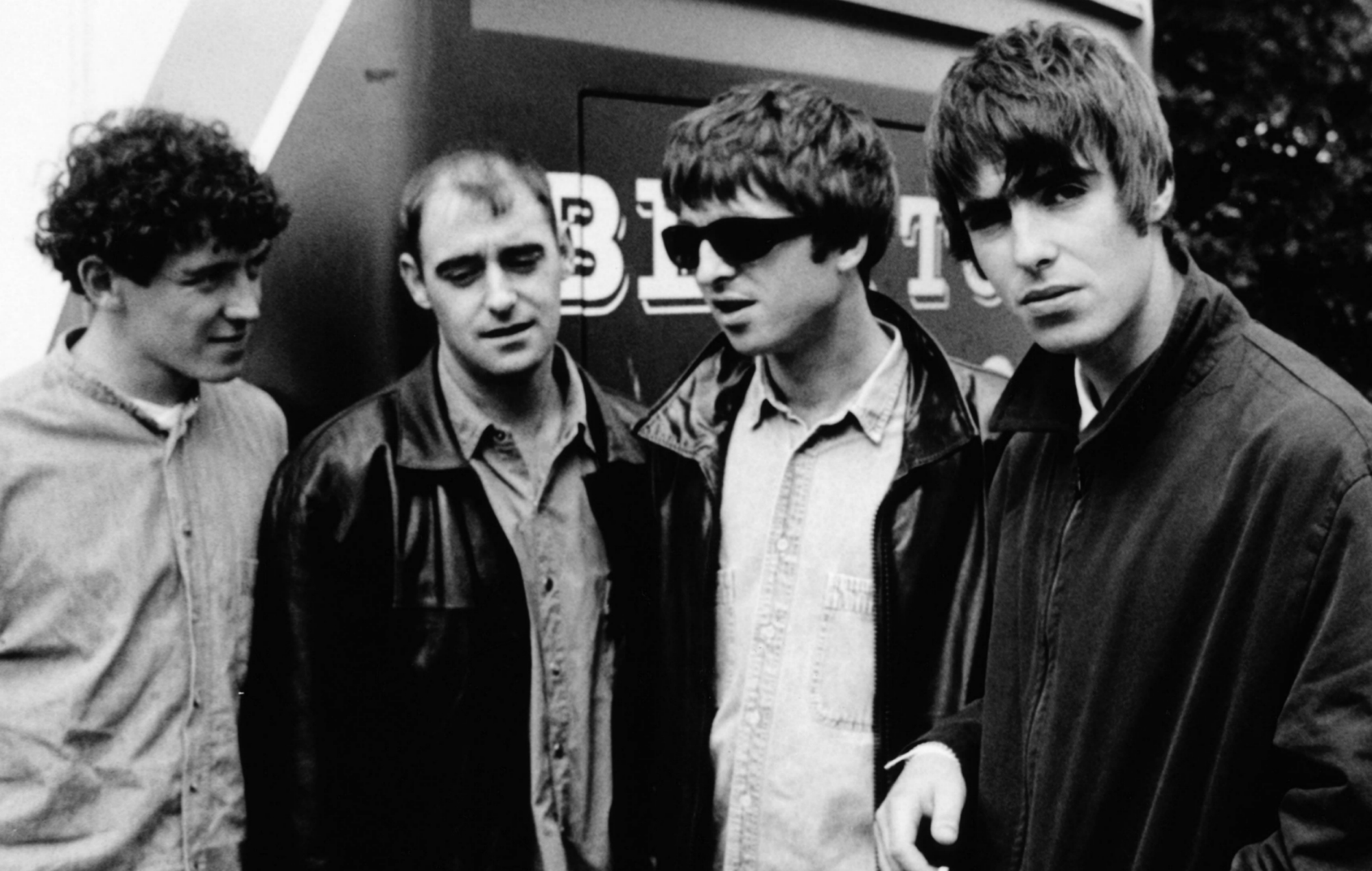 Noel Gallagher sobre la "tormenta de mierda" desatada por la separación de Oasis: "Se desató todo el puto infierno"