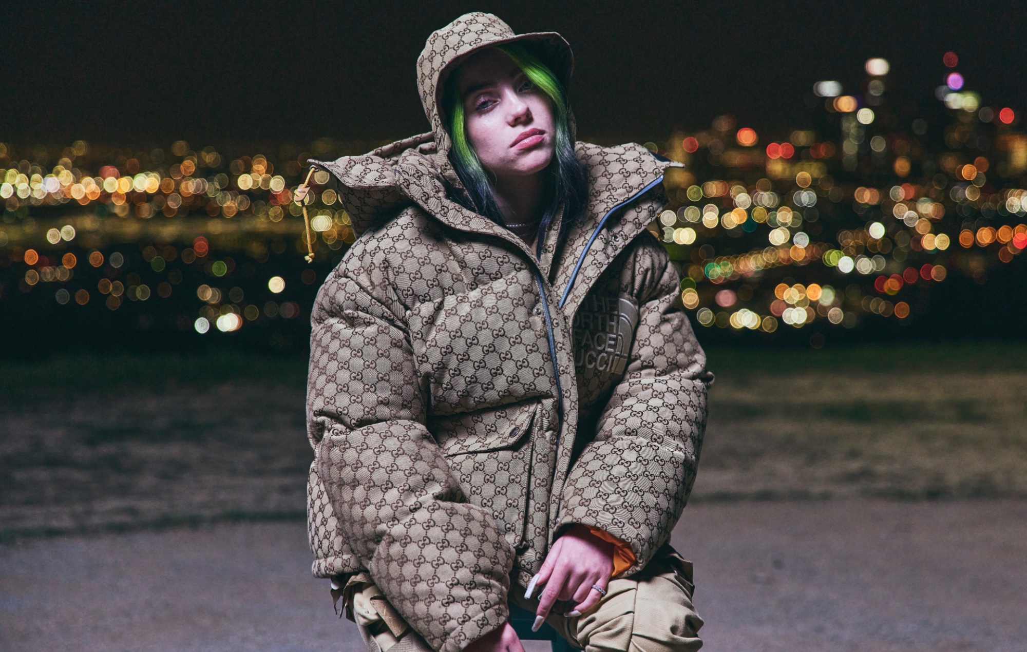 Billie Eilish dice que ya no lee los comentarios en las redes sociales