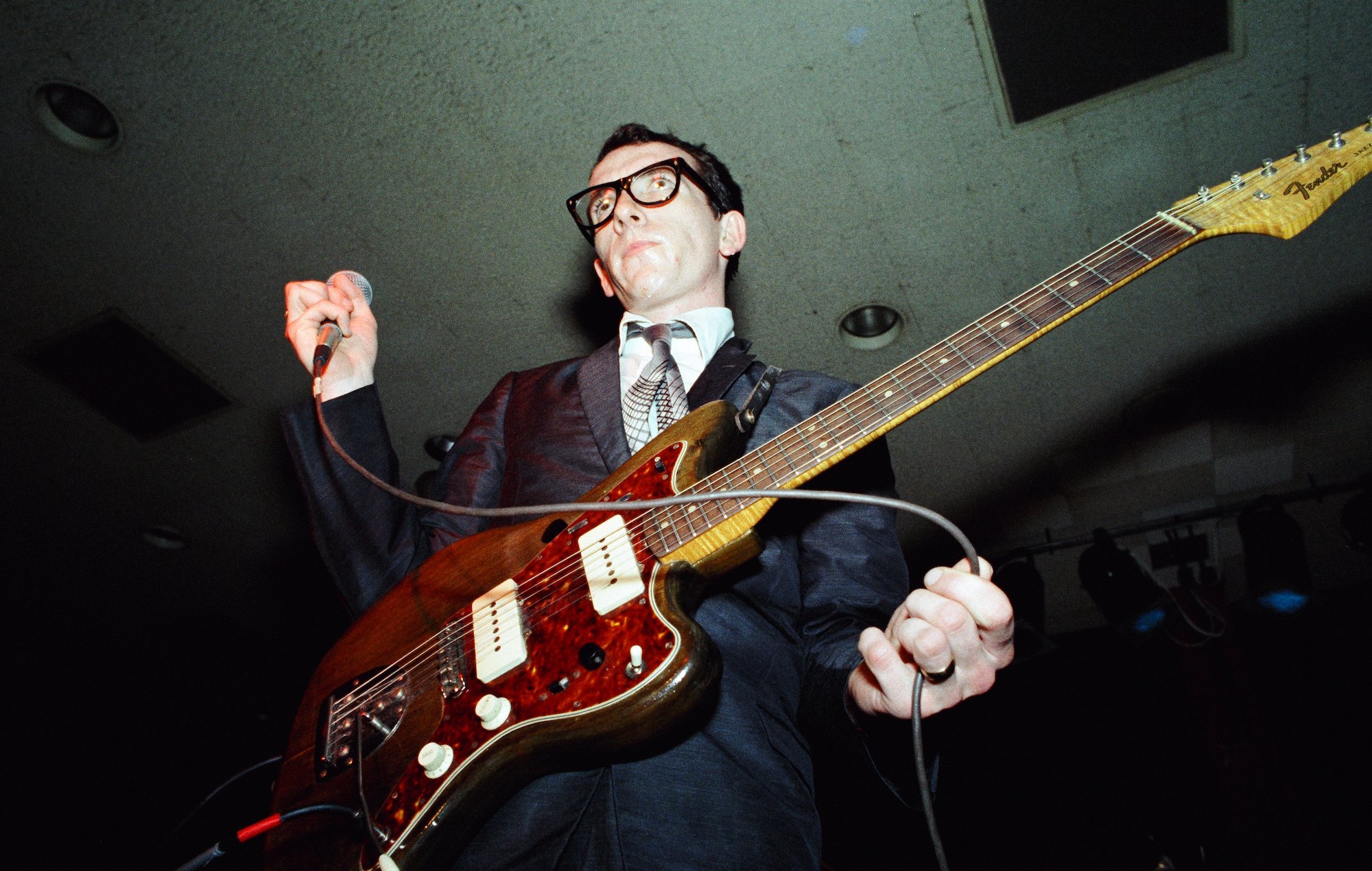 Elvis Costello anuncia la reimaginación en español del álbum de 1978 'This Year's Model'