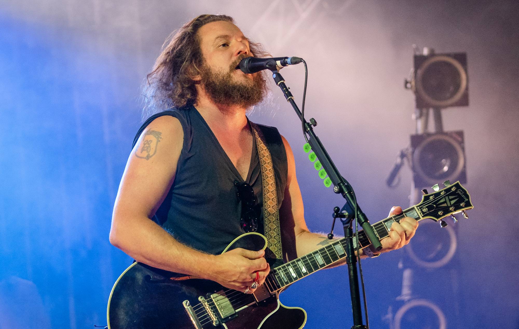 Escucha a Jim James, de My Morning Jacket, versionando 'Seasons' de Steve Miller Band