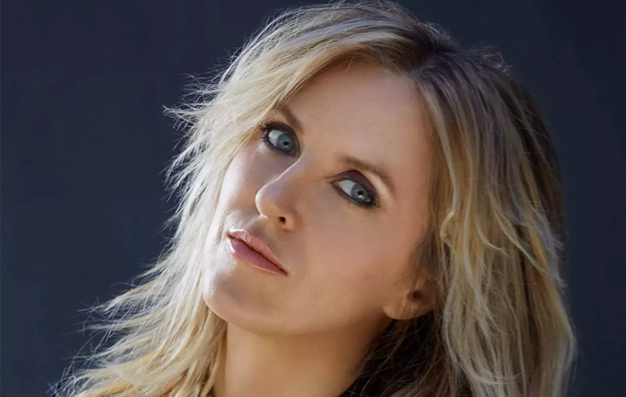 Liz Phair cancela su gira de verano con Alanis Morissette y Garbage por 