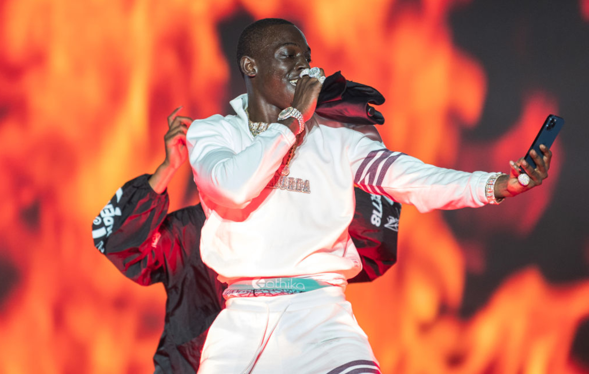 Mira cómo Bobby Shmurda estrena nueva música en Rolling Loud Miami
