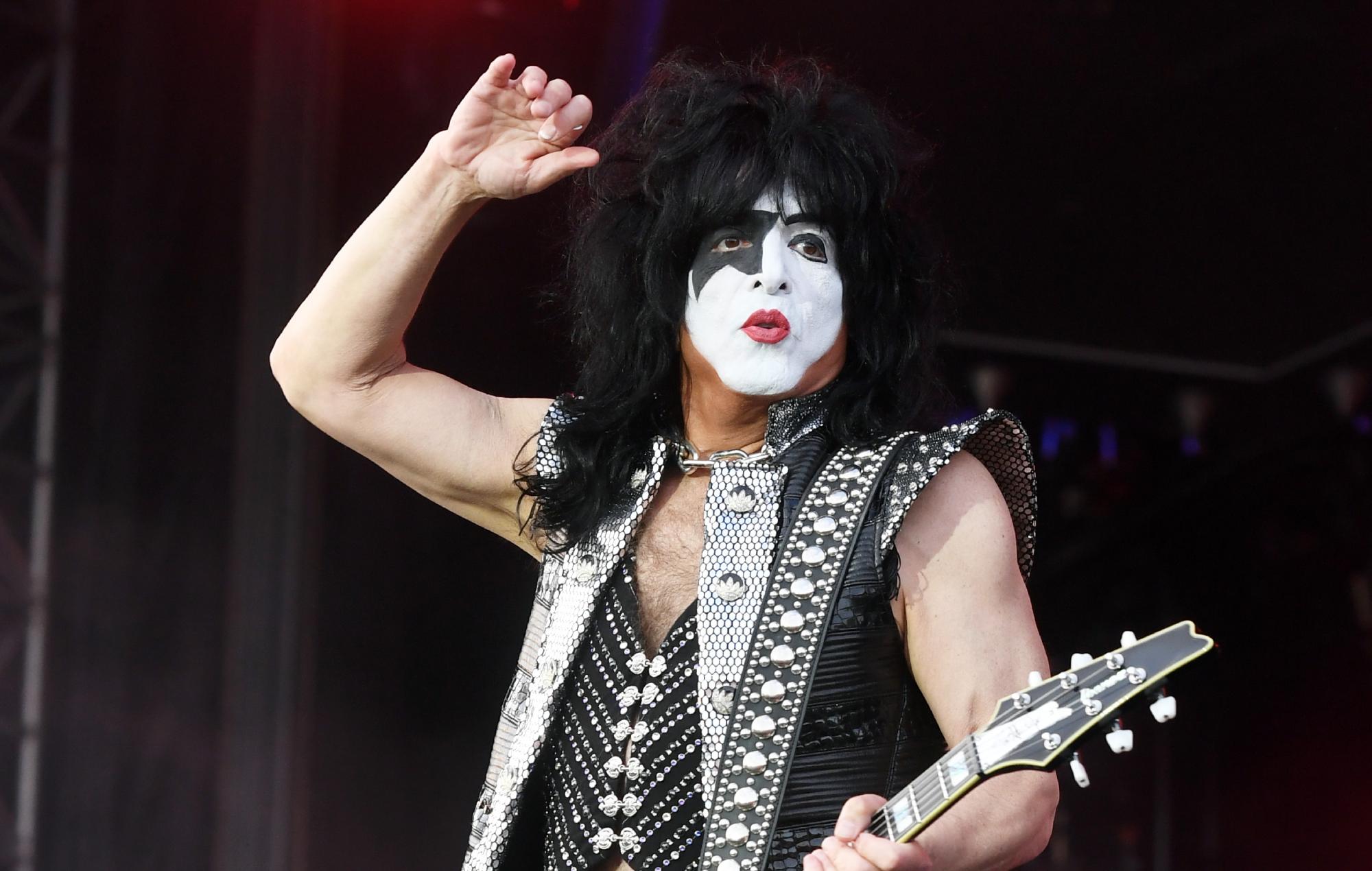 Paul Stanley dice que reunirse con la formación original de KISS es 