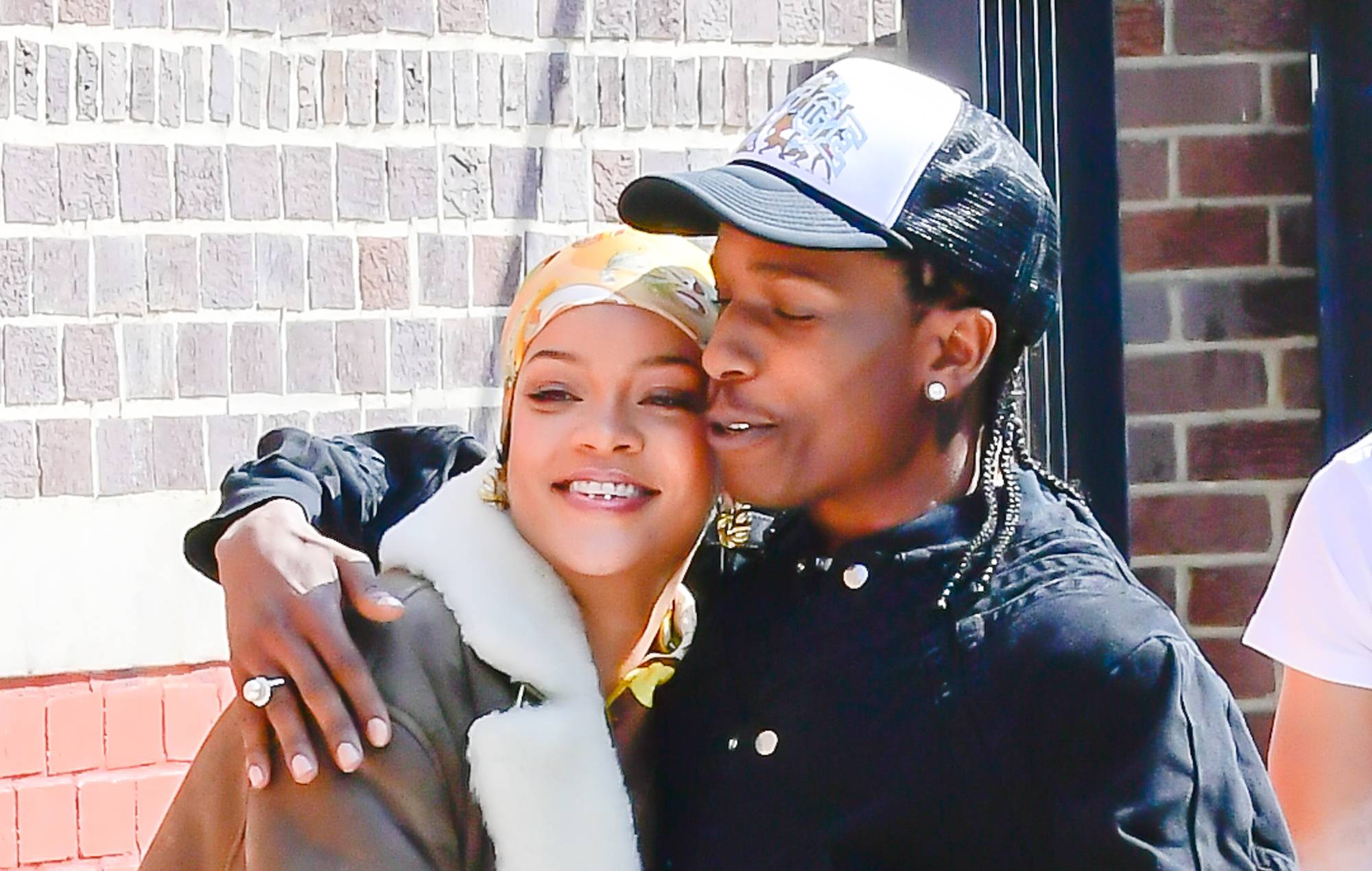 Rihanna y A$AP Rocky son vistos grabando un video musical juntos en Nueva York