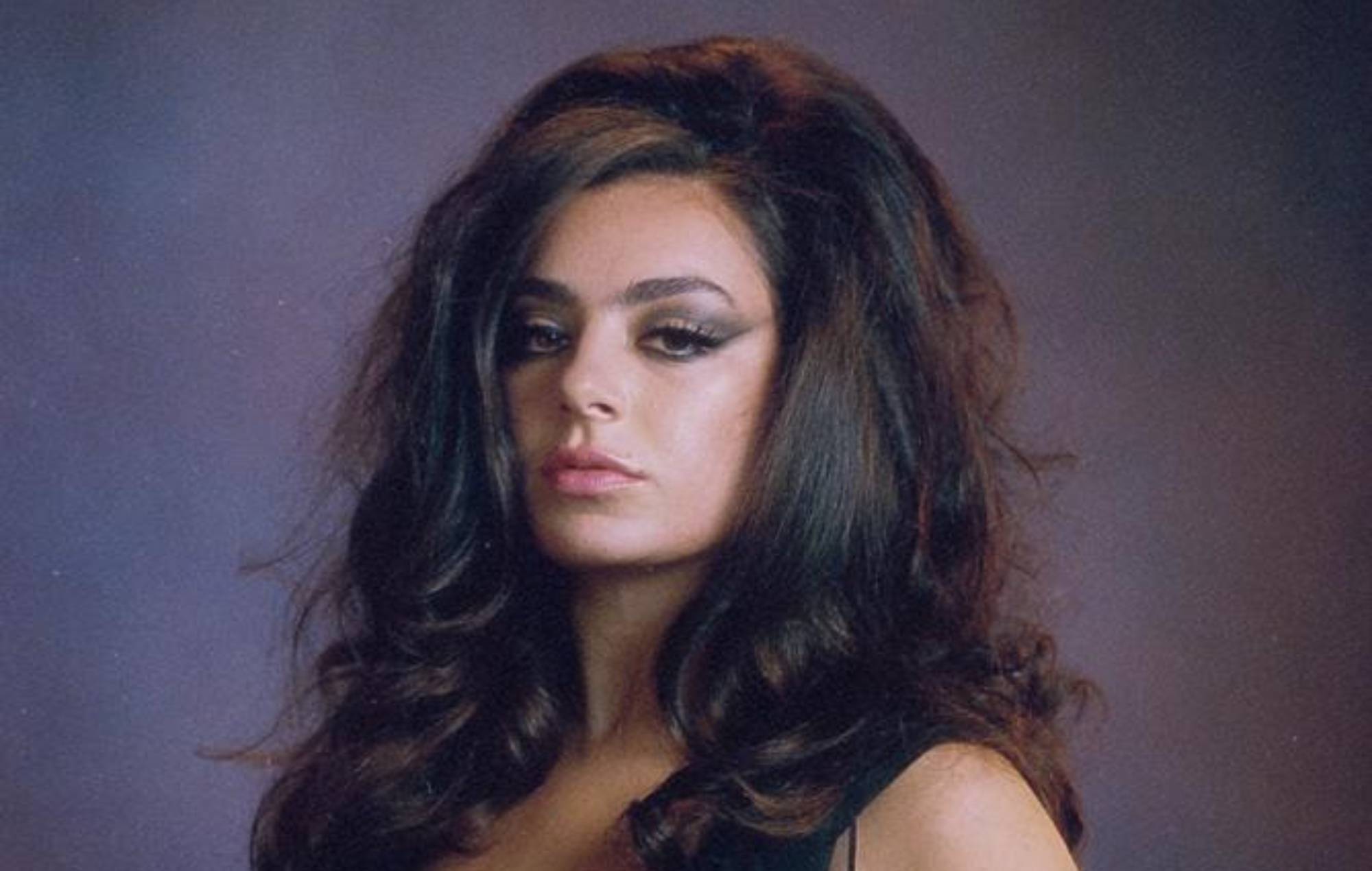 Charli XCX anuncia el nuevo podcast de la BBC 'Charli XCX's Best Song Ever'