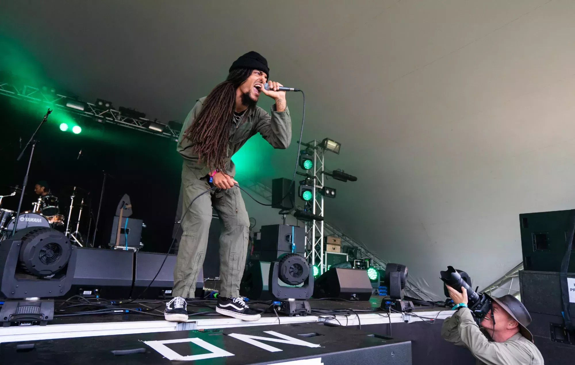 Escucha el nuevo tema de Bob Vylan, 