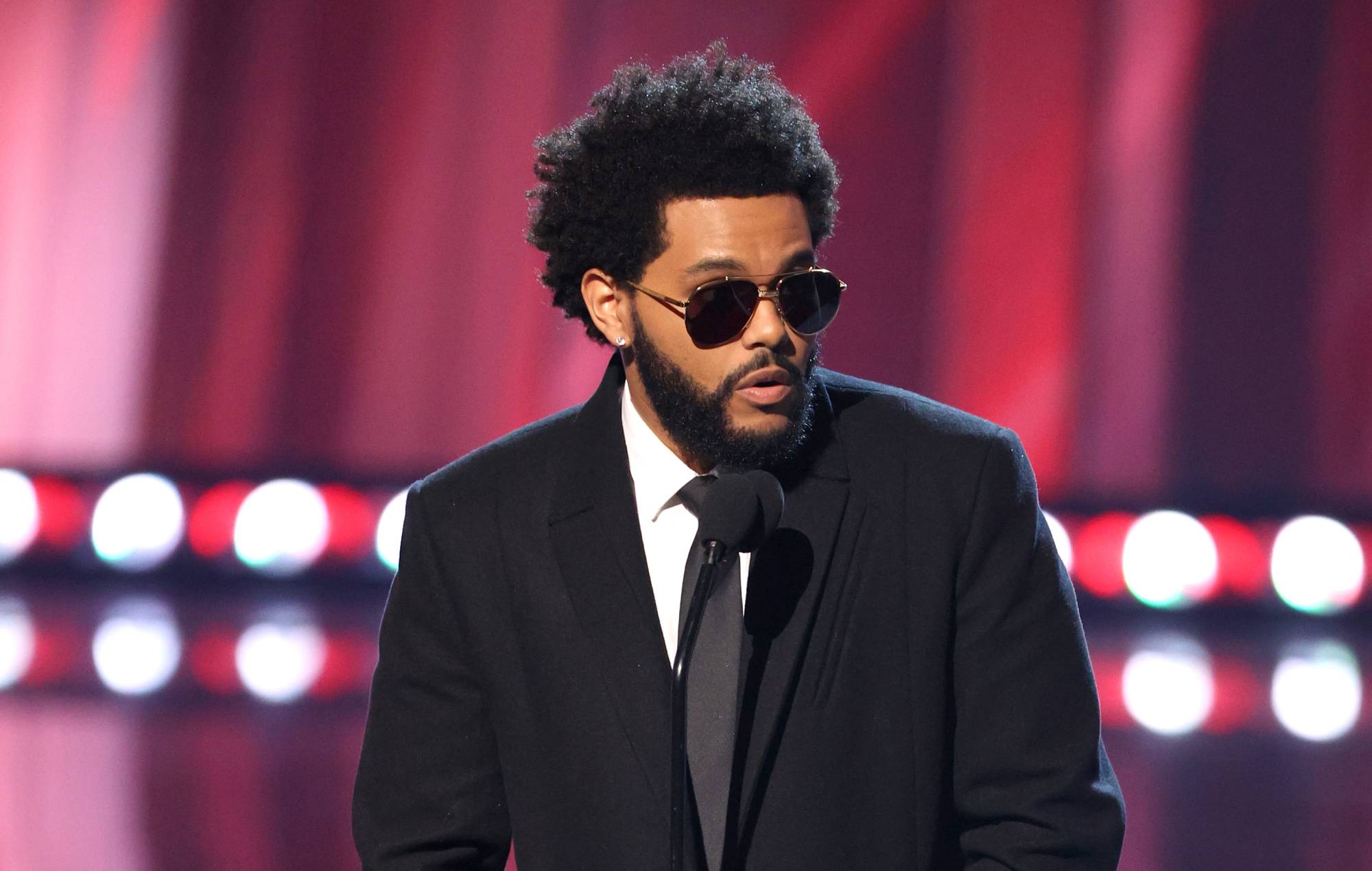 Escucha una nueva versión extendida de 'Take My Breath' de The Weeknd