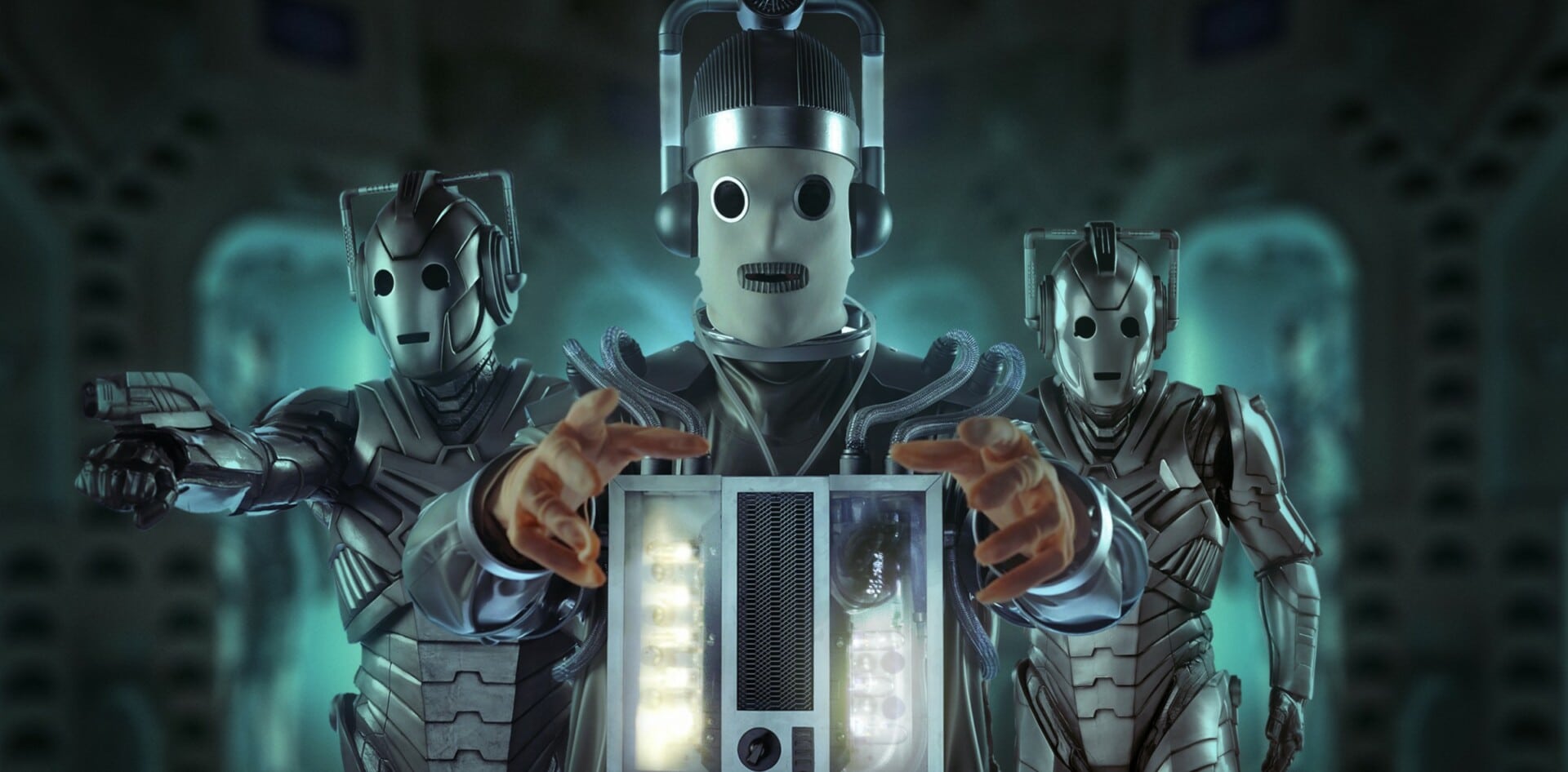 Hay que compadecer a los Cybermen de Doctor Who, no temerlos