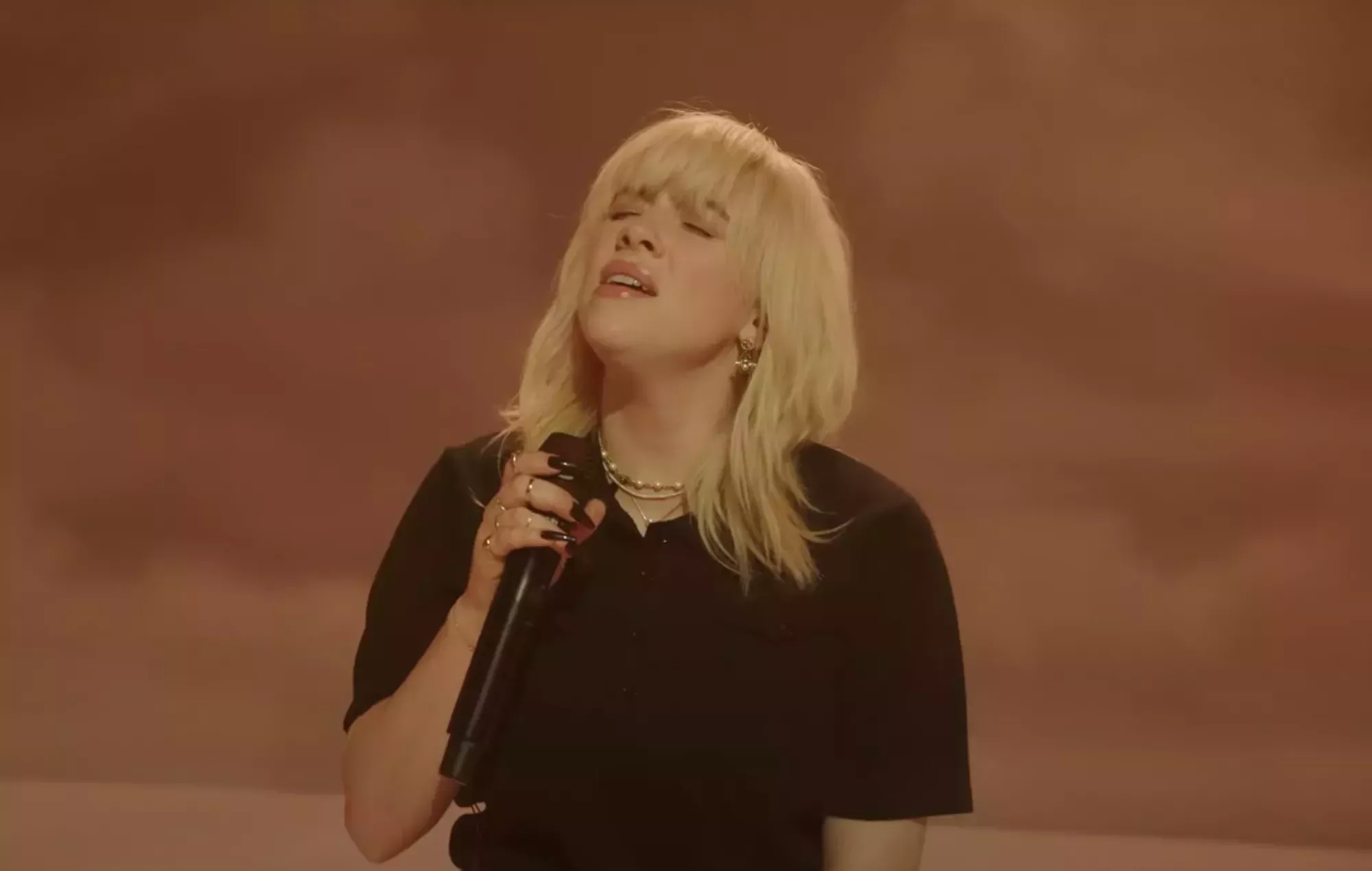 La segunda parte de la charla de Billie Eilish con Steve Carell aparecerá en el podcast 'The Office Deep Dive'