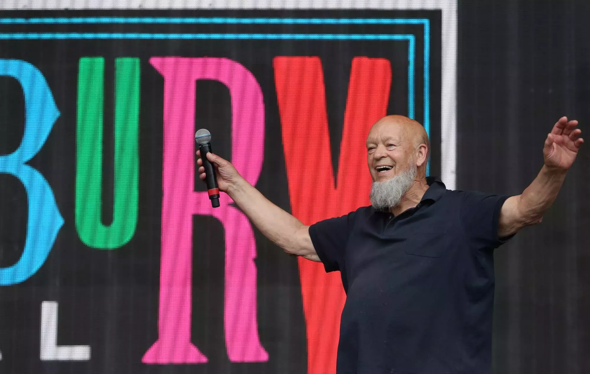 Michael Eavis dice que los 