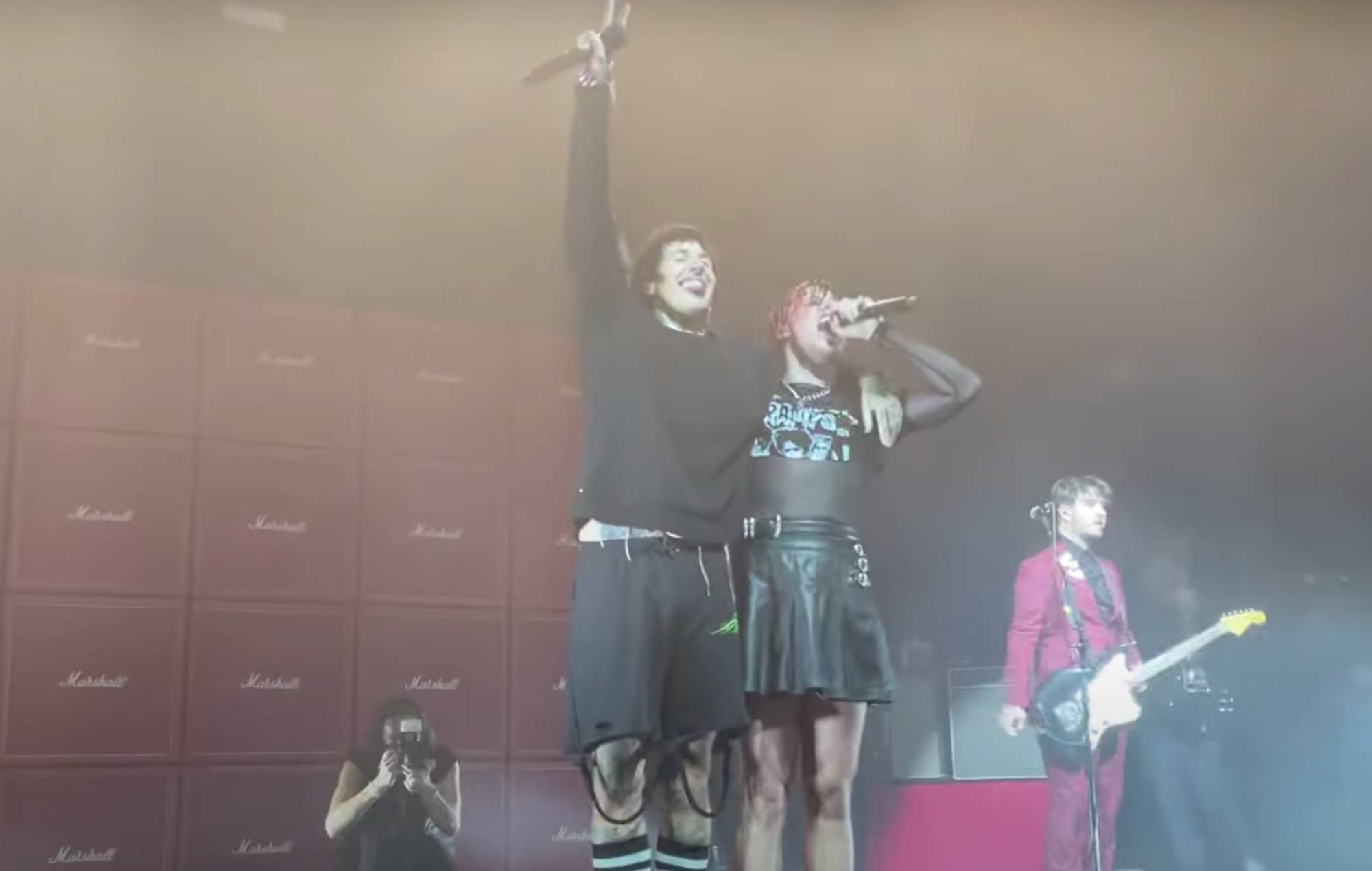 Mira cómo Yungblud y Oli Sykes de Bring Me The Horizon interpretan 'Obey' por primera vez