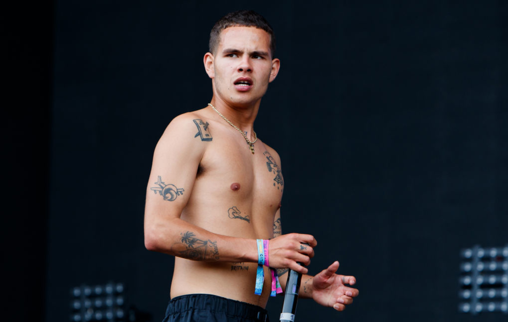 Slowthai pospone el festival Happyland: "No hemos podido montar el espectáculo al nivel que quería"