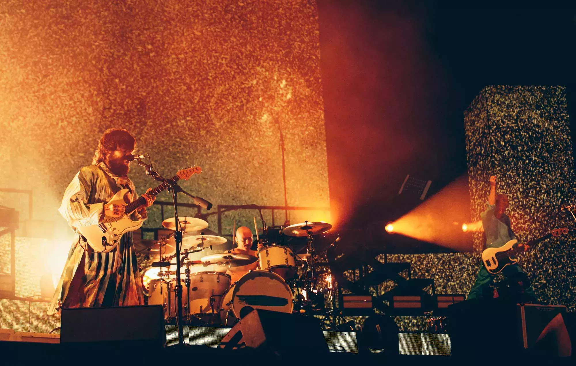 Biffy Clyro anuncia su nuevo álbum 'The Myth of the Happily Ever After' con el single 'Unknown Male 01'