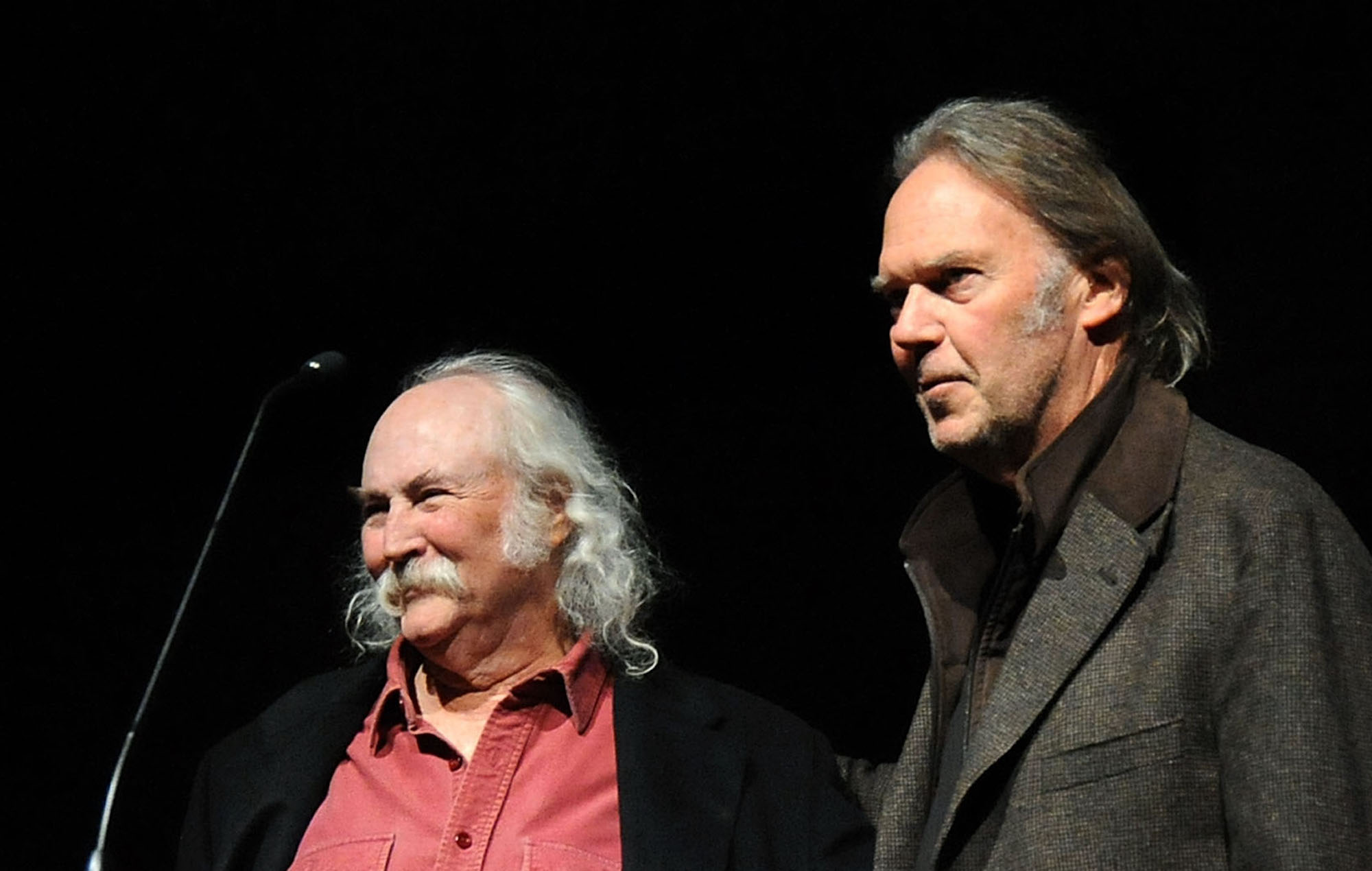 David Crosby dice que su ex compañero de banda Neil Young es la "persona más egoísta" que conoce