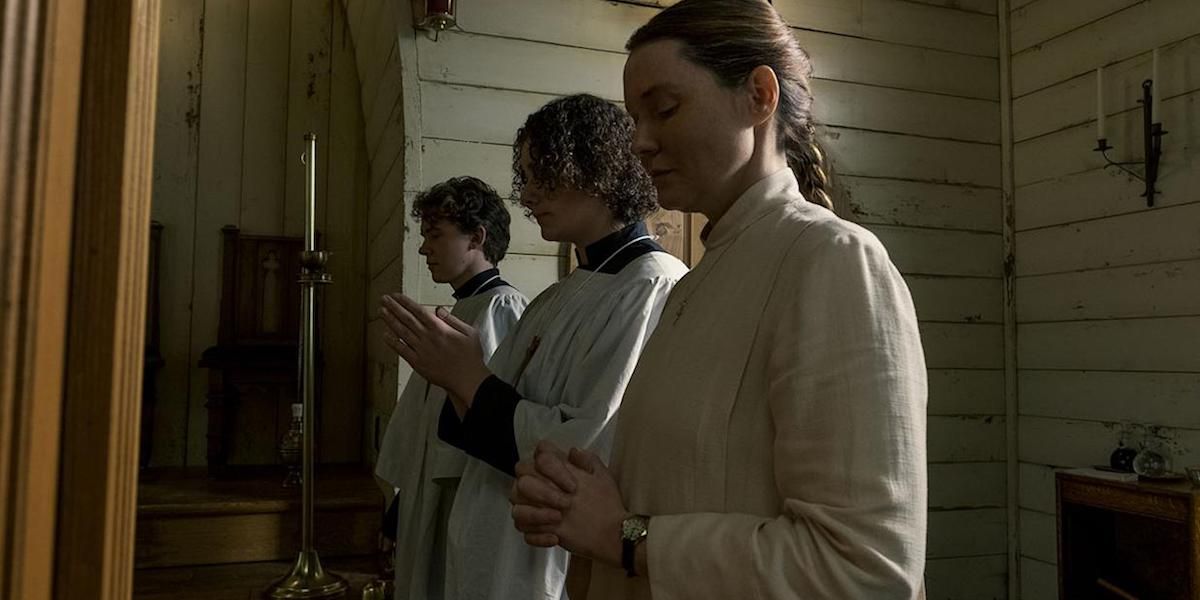 El monstruo más aterrador de Midnight Mass es... Humano