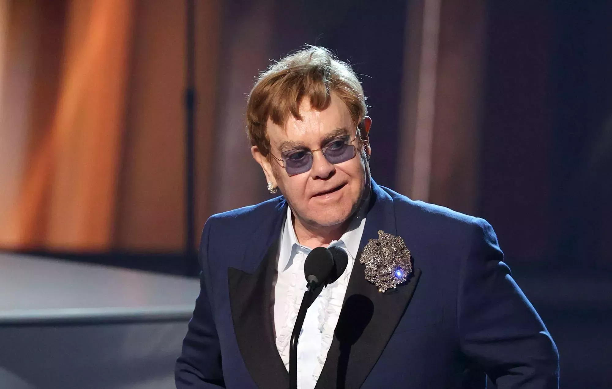 Elton John pospone las fechas británicas y europeas de su gira 'Farewell Yellow Brick Road Tour'