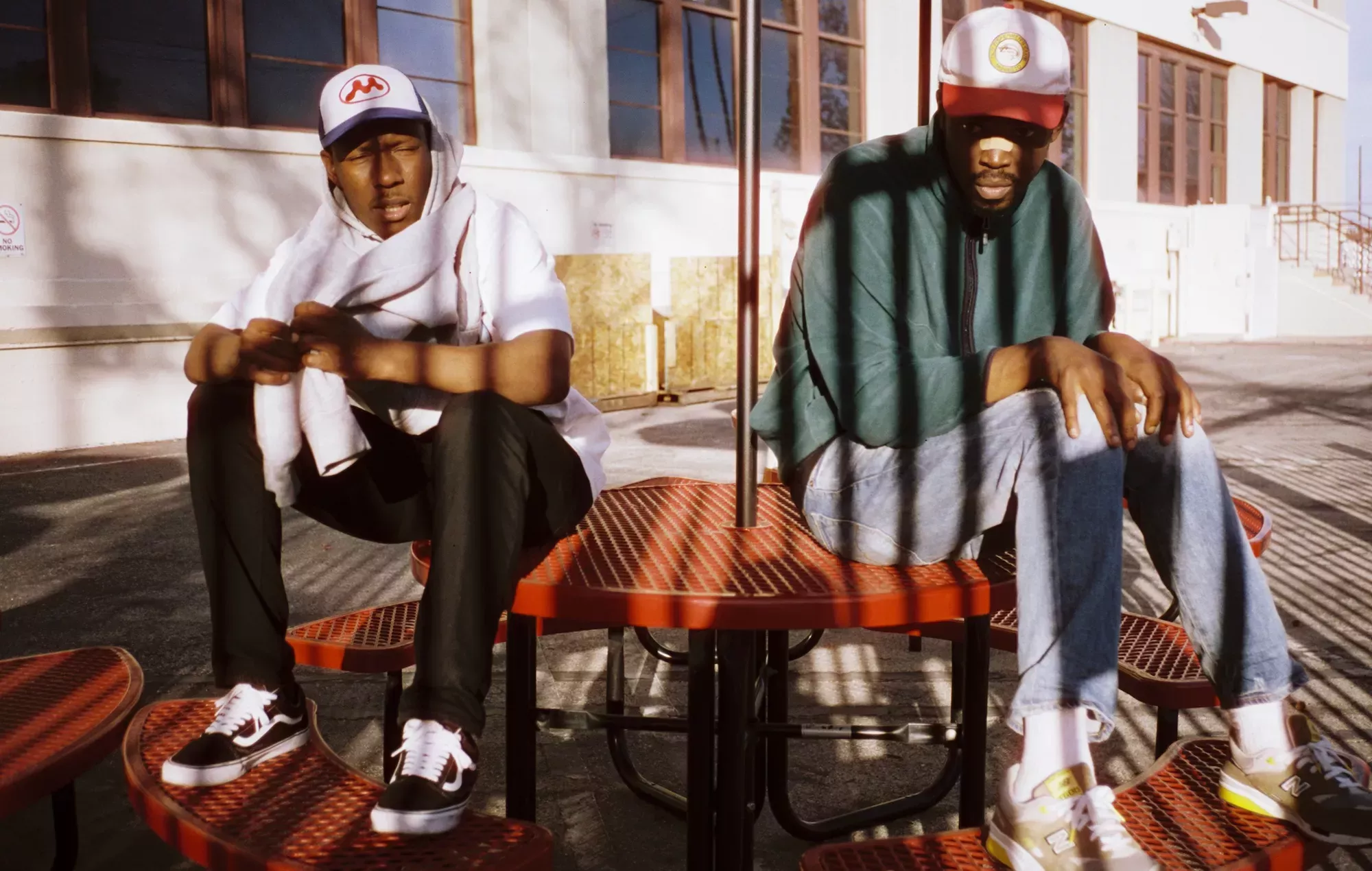 Escucha el nuevo y contundente single de Paris Texas 