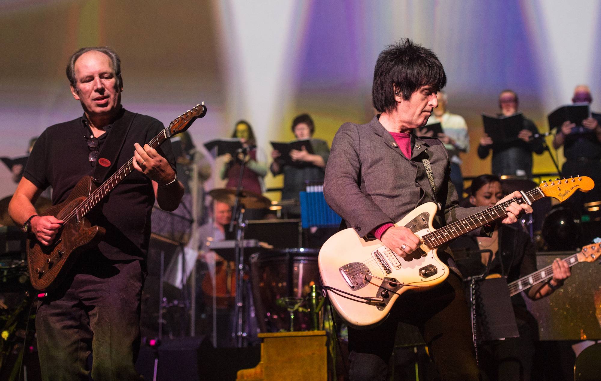 Hans Zimmer y Johnny Marr comparten dos nuevas canciones de la partitura de James Bond 'No Time To Die'